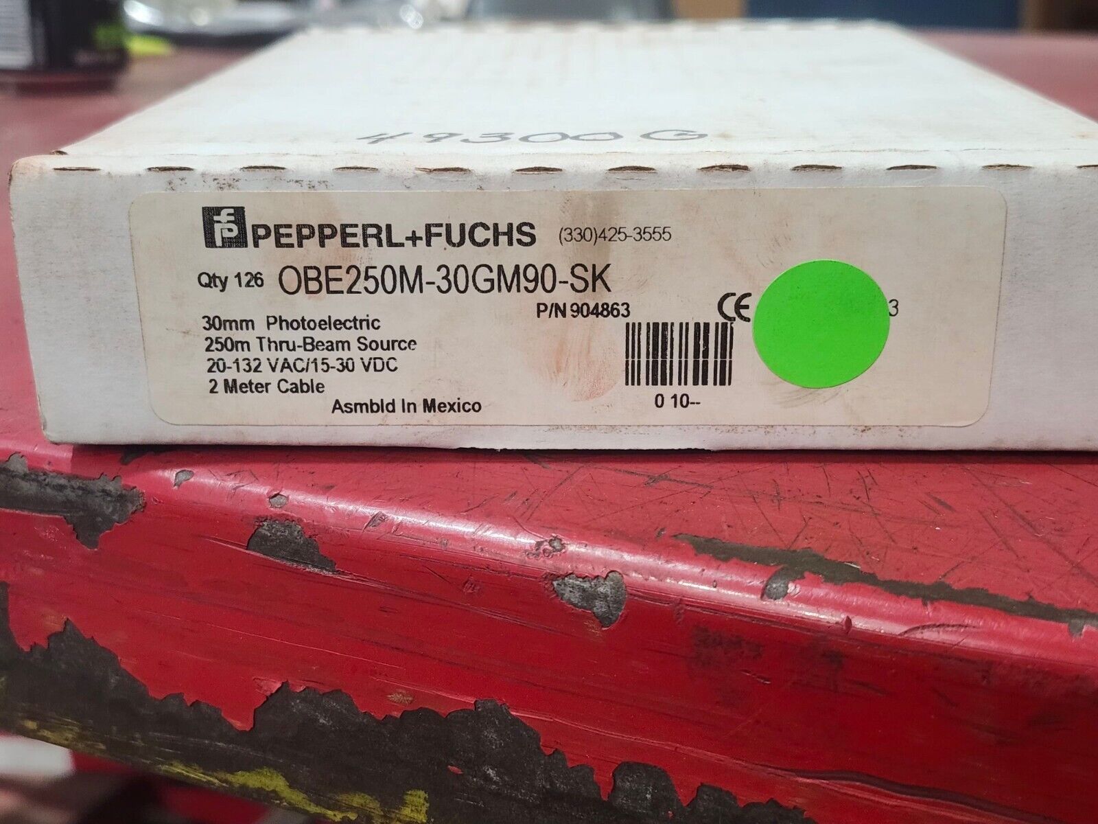 NEW IN BOX PEPPERL+FUCHS THRU BEAM SOURCE OBE250M-30GM90-SK