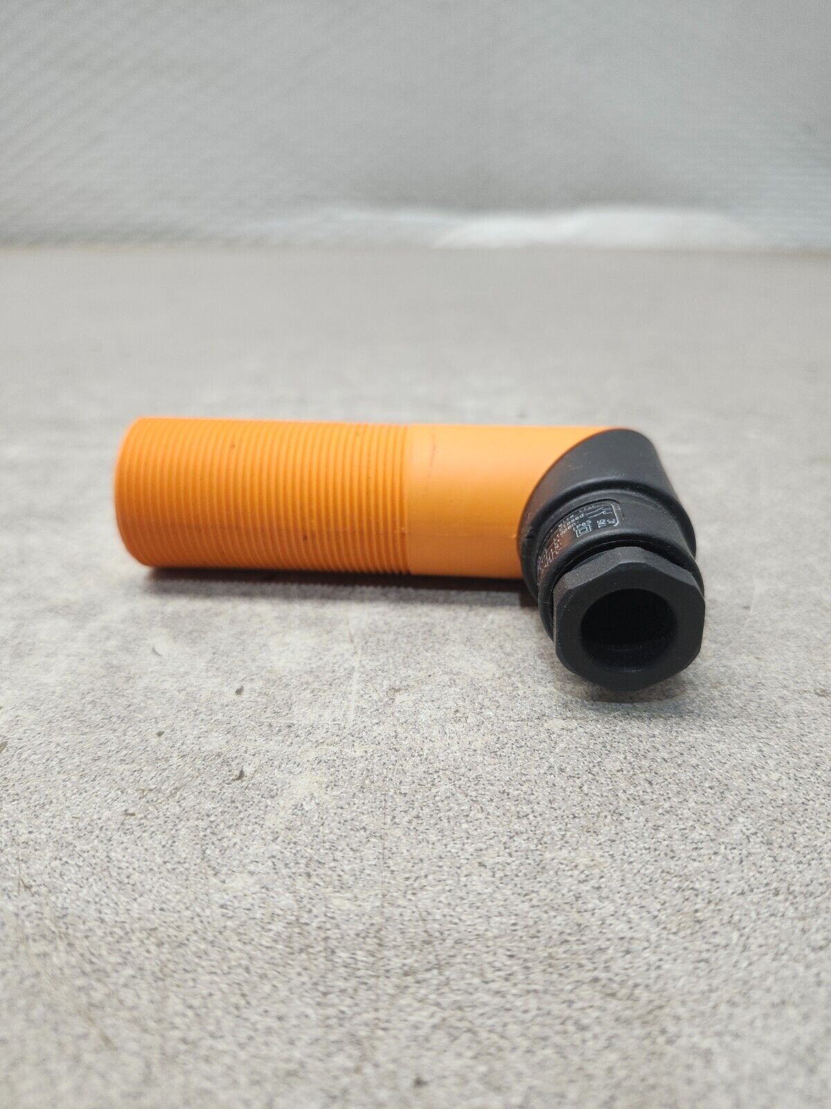 NEW IN BOX EFECTOR CAPACITIVE SENSOR PLASTIC THREAD K10034 KIE2015-FBOA