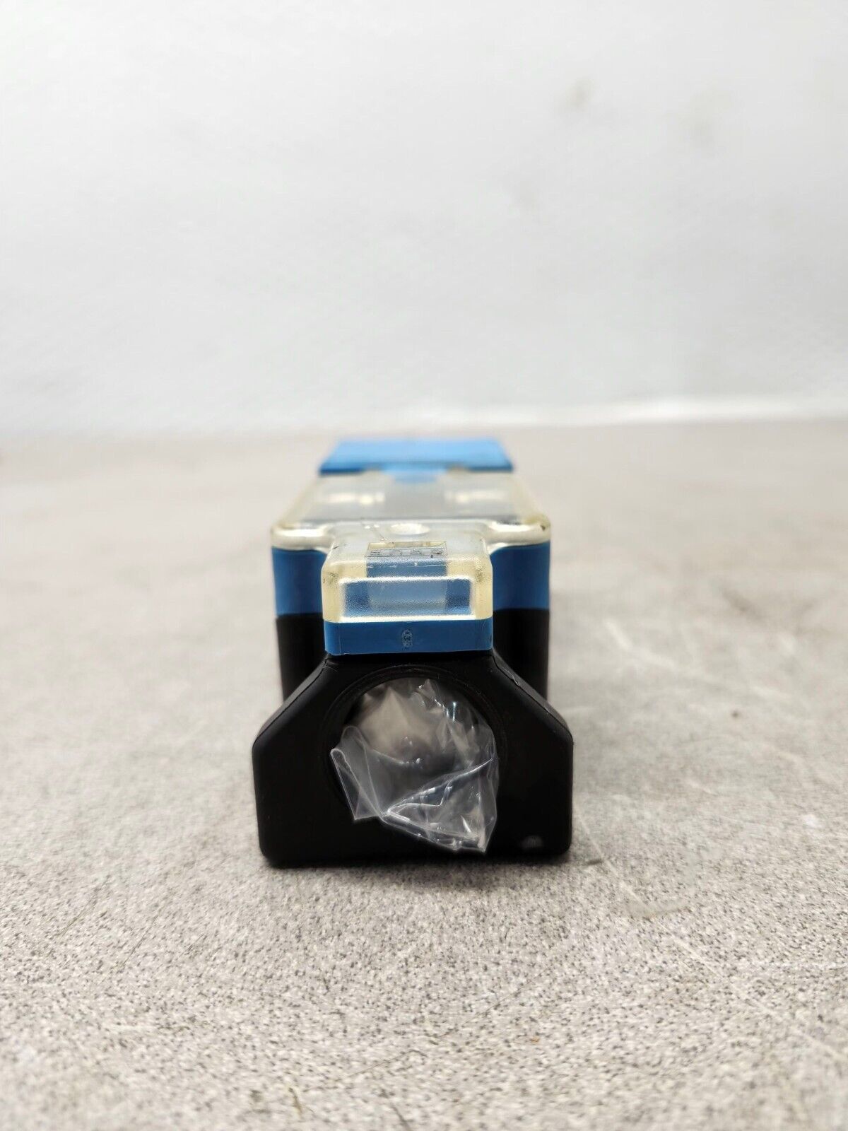 USED ALLEN BRADLEY PROXIMITY SENSOR 871L-B20E40-T2