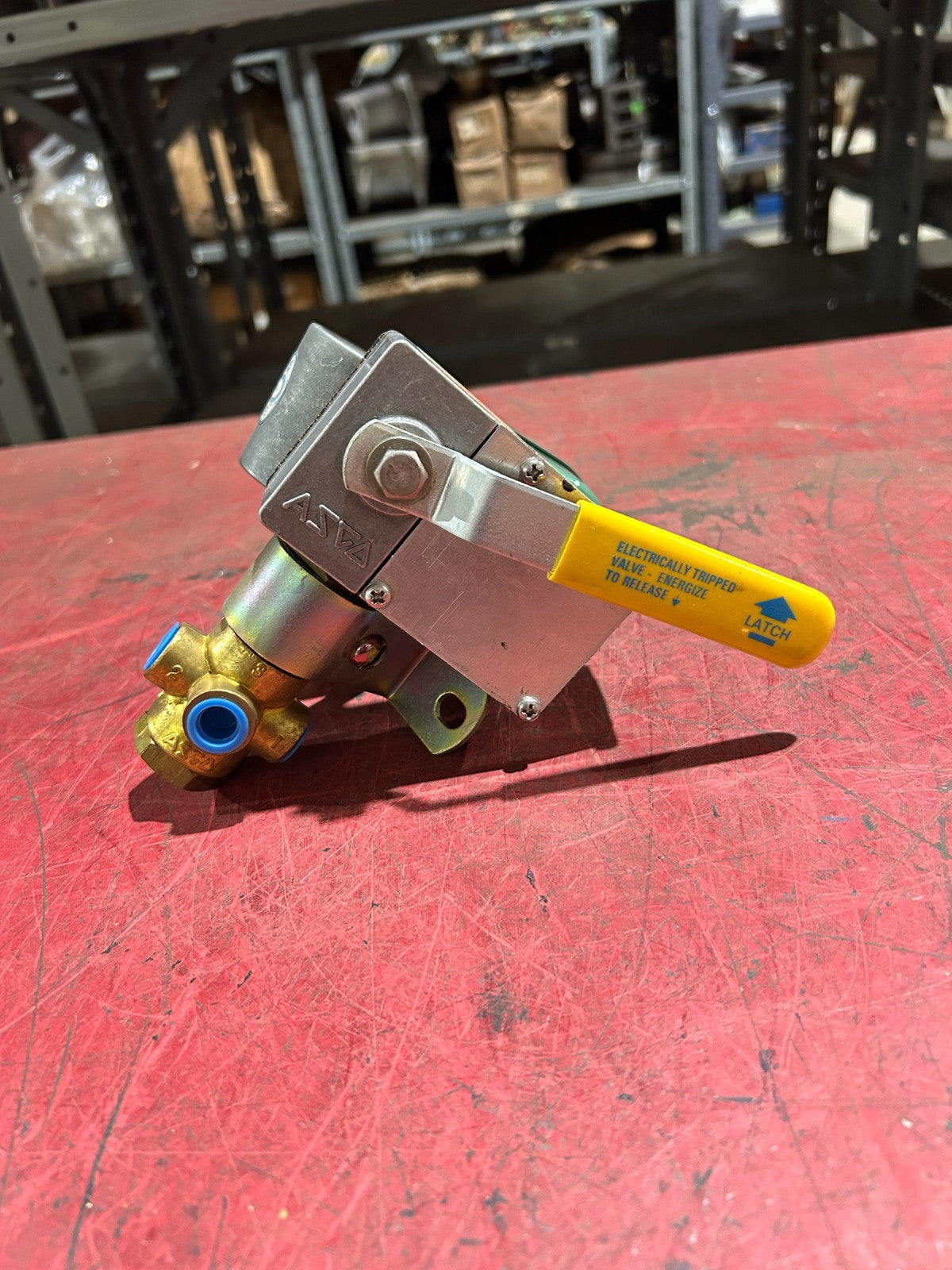 47775618