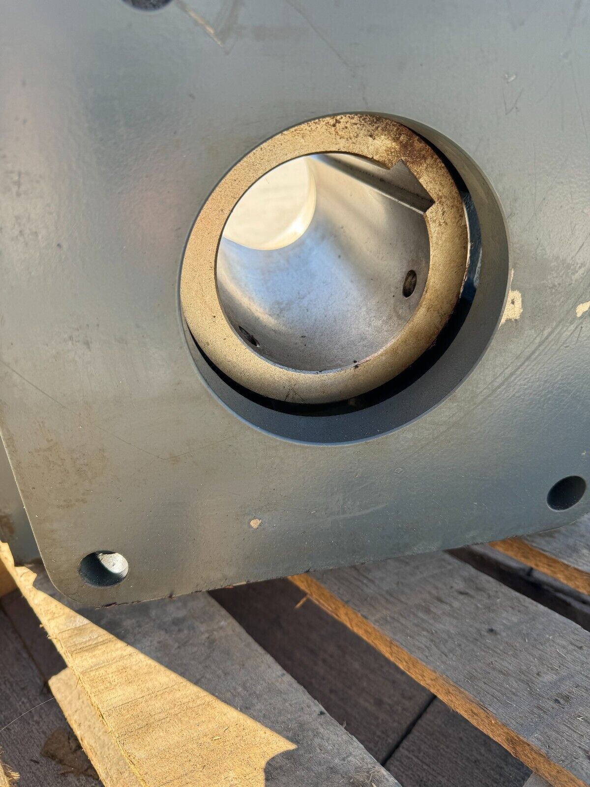 NEW FALK QUADRIVE SHAFT MOUNT SCREW CONVEYOR DRIVE REDUCER 13.89 RATIO 5407 J14A