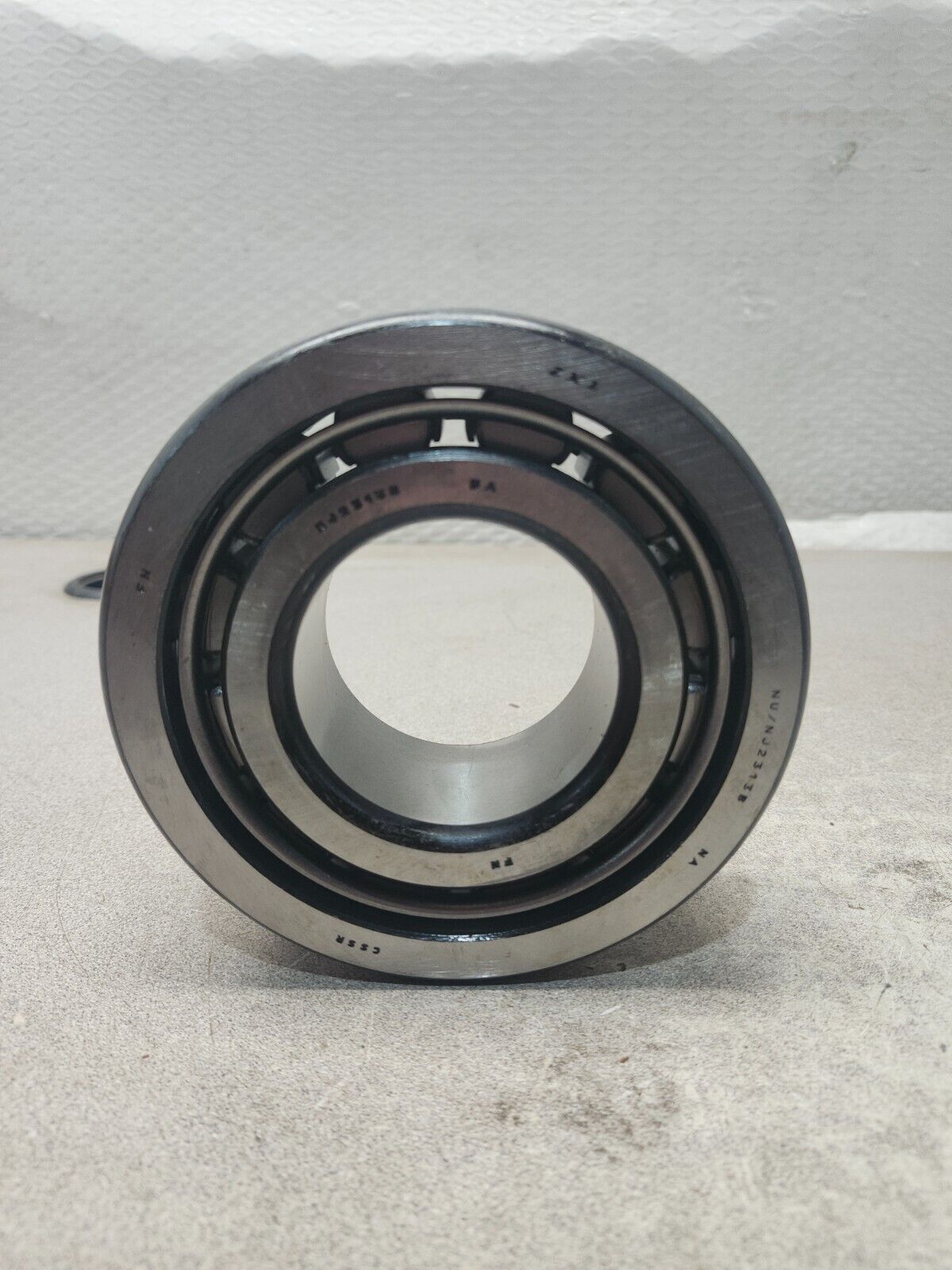 NEW IN BOX BEARINGS LIMITED SINGLE ROW Bearing NJ 2313