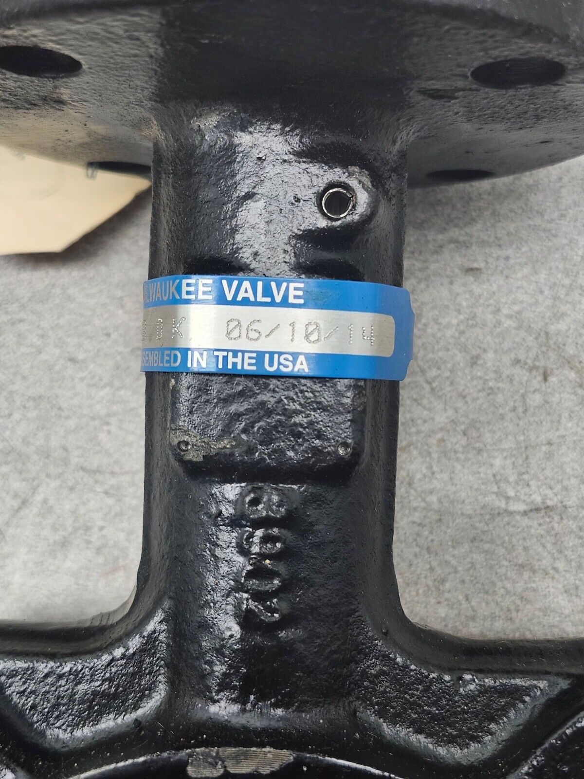 NEW IN BOX MILWAUKEE 2-1/2" BUTTERFLY VALVE ML222B DK