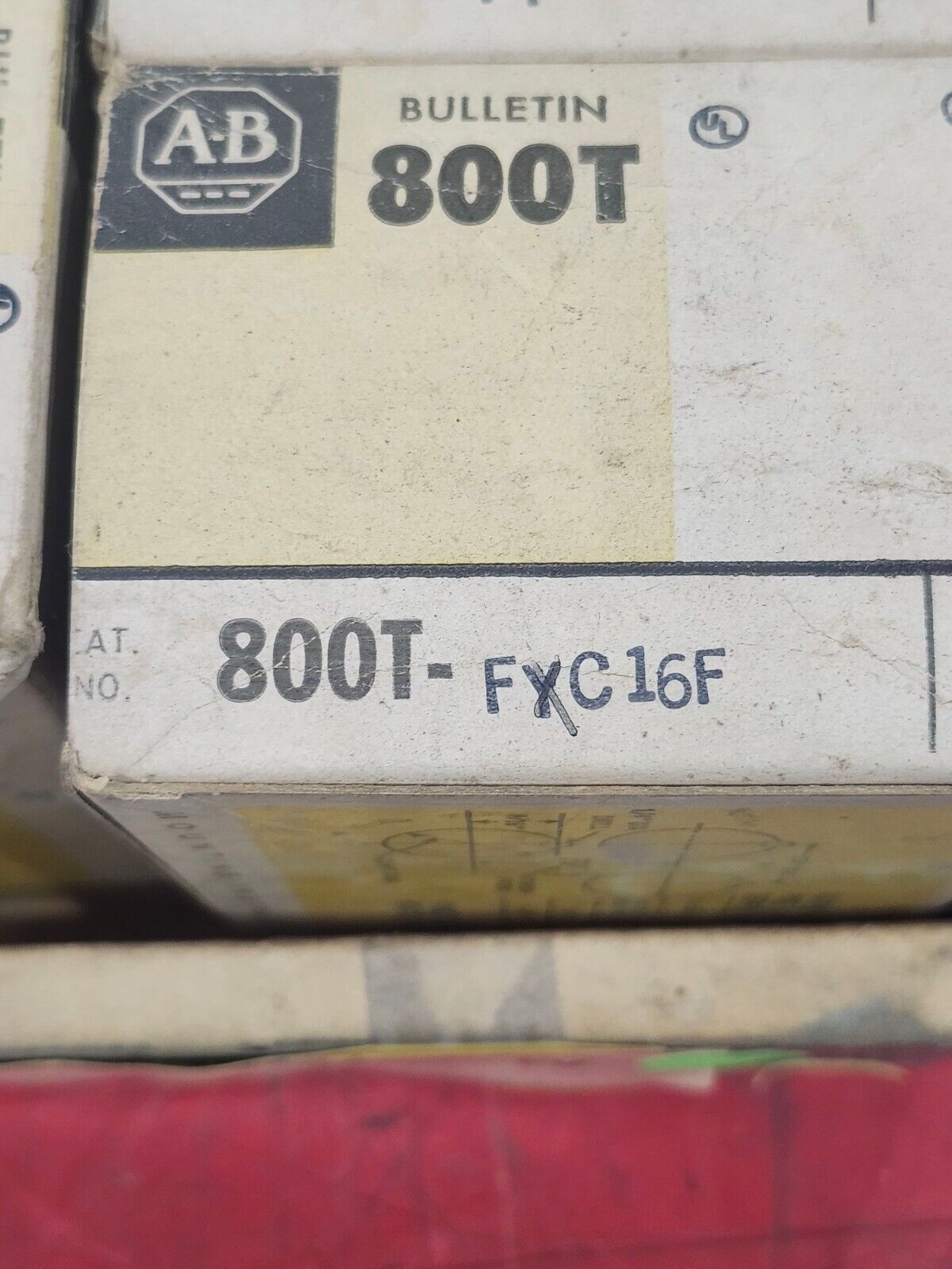 NEW IN BOX ALLEN BRADLEY OILTIGHT PILOT CONTROL UNIT 800T-FYC16F