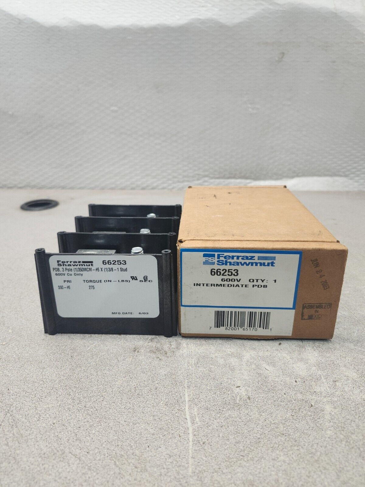 NEW IN BOX FERRAZ SHAWMUT COPPER POWER DISTRIBUTION BLOCK 66253