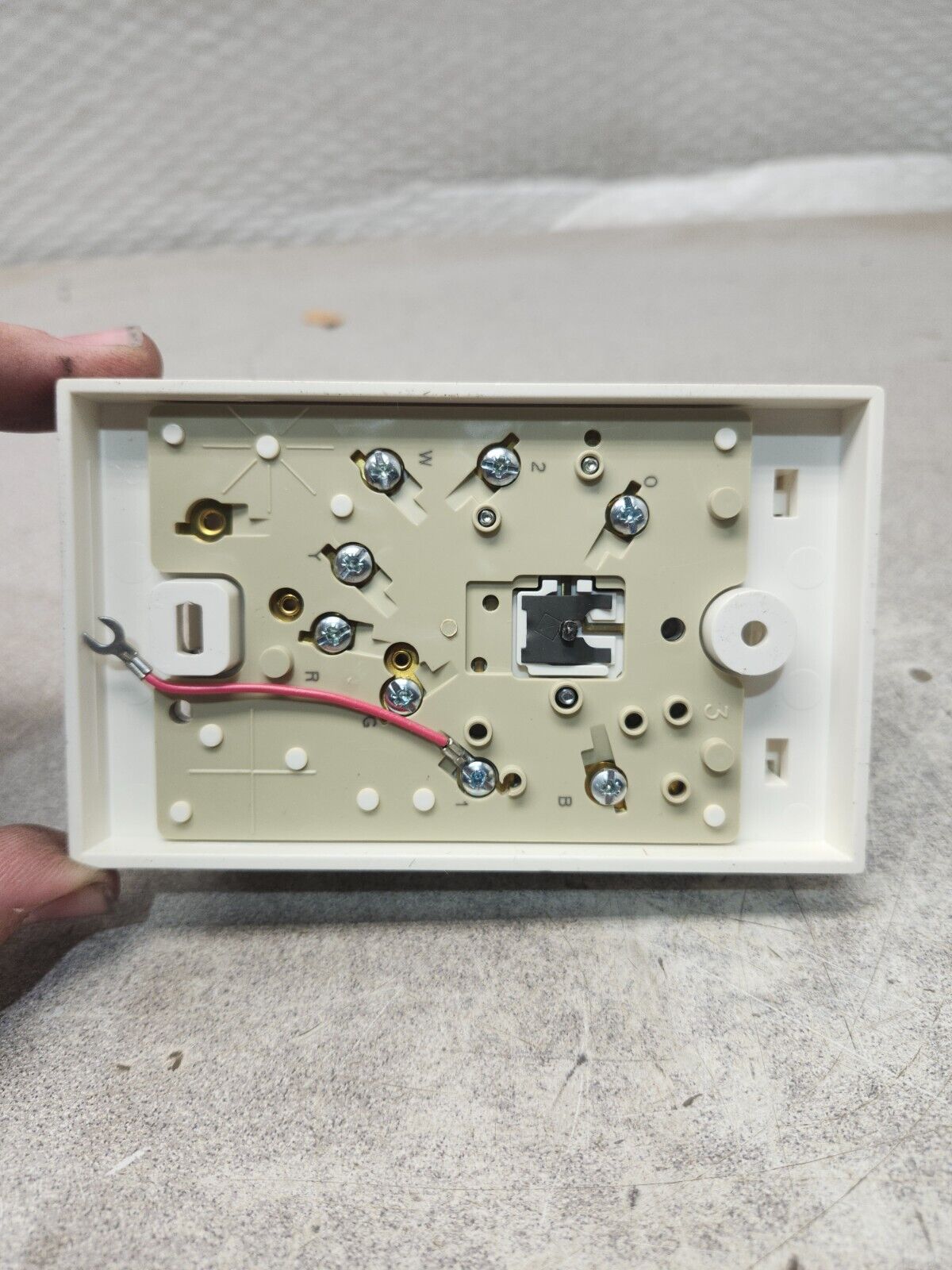 NEW IN BOX LOT OF 3 HONEYWELL THERMOSTAT T834 C 2267