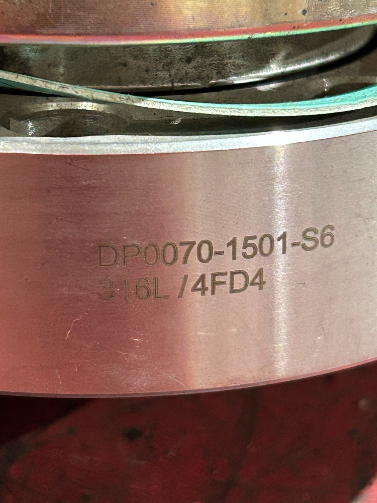 47708032