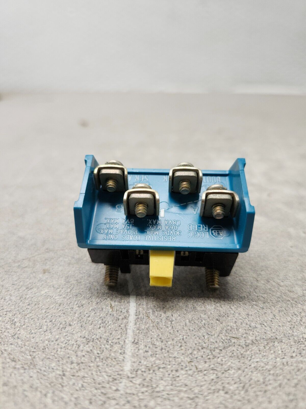 NEW IN BOX LOT OF 5 ALLEN BRADLEY LOGIC REED CONTACT BLOCK ONLY 800T-XAR