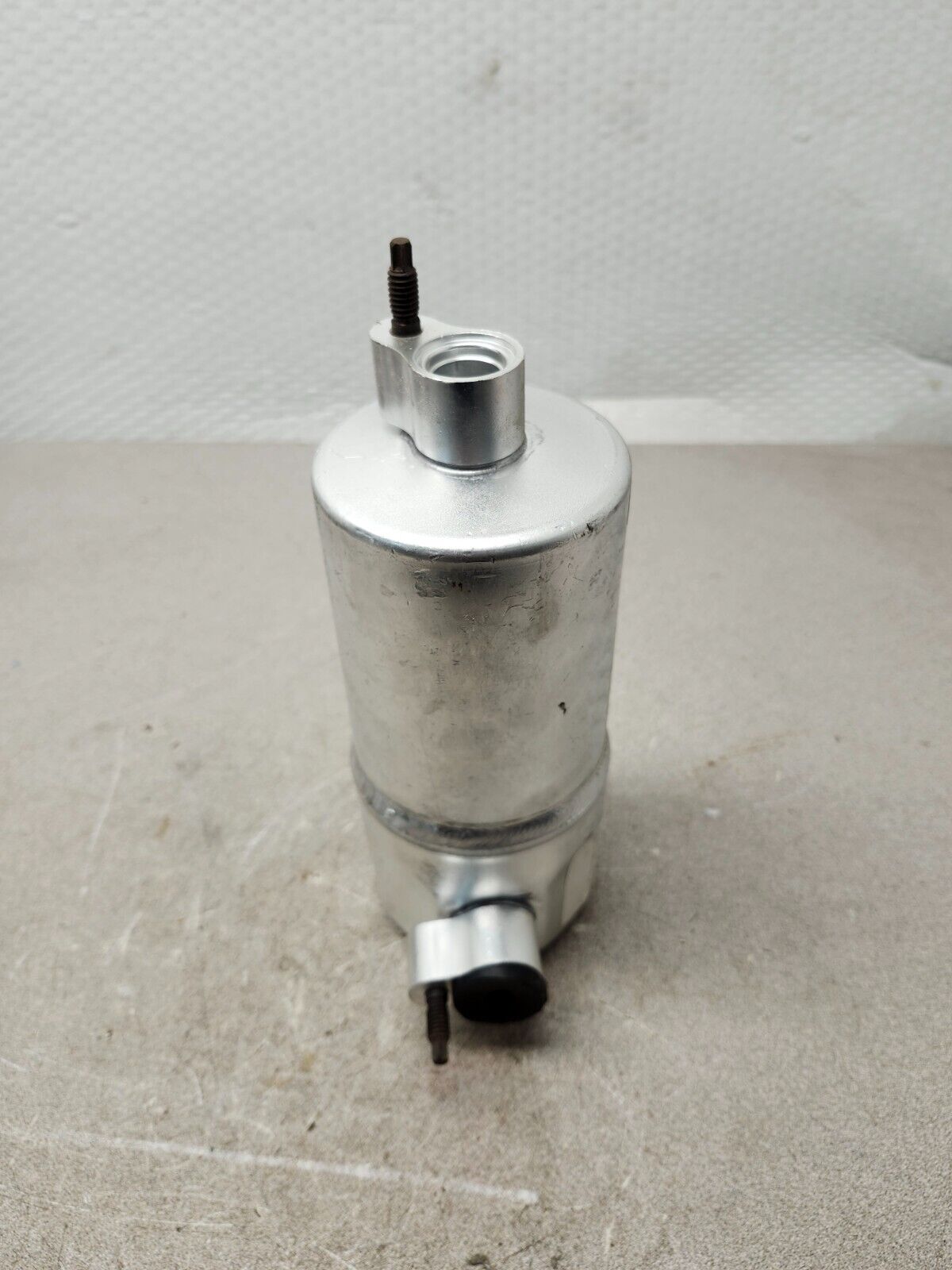 NEW NO BOX KYSOR BERGSTROM REFRIGERANT ACCUMULATOR 525985C