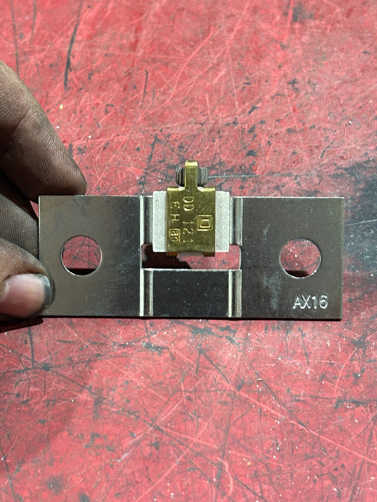 47775574