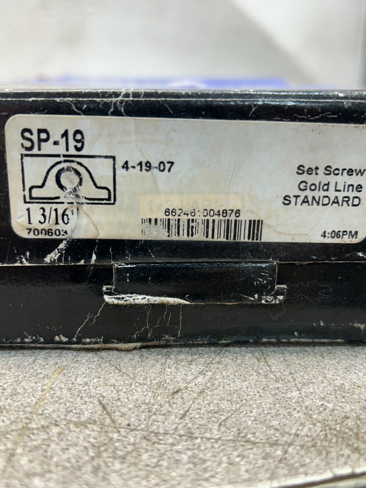 44040919