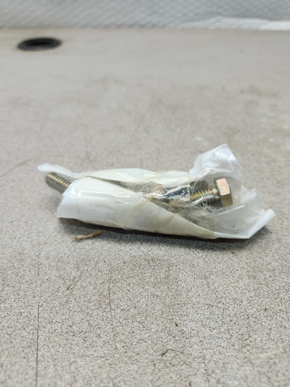 NEW IN BOX FALK HUB SPACER 3.50'' CL DIM 10512530