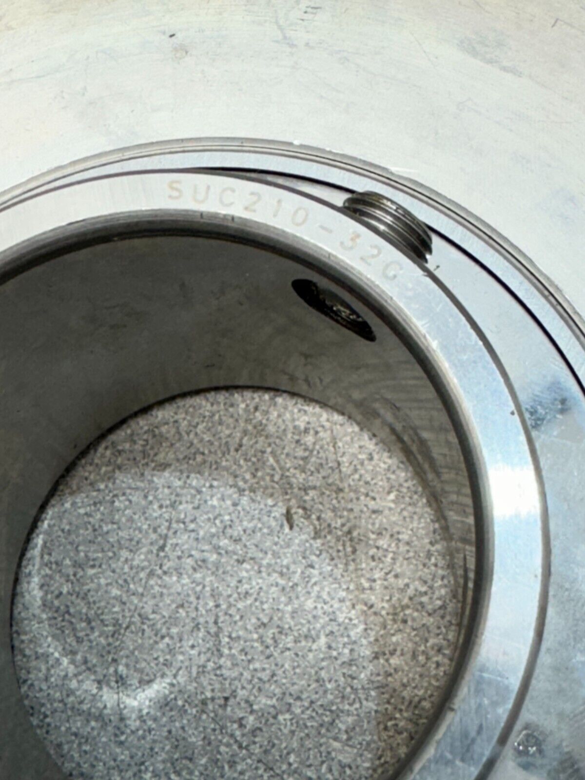 NEW IPTCI 4-BOLT PILOTED FLANGE BEARING 2" BORE SUCSFCS-210-32