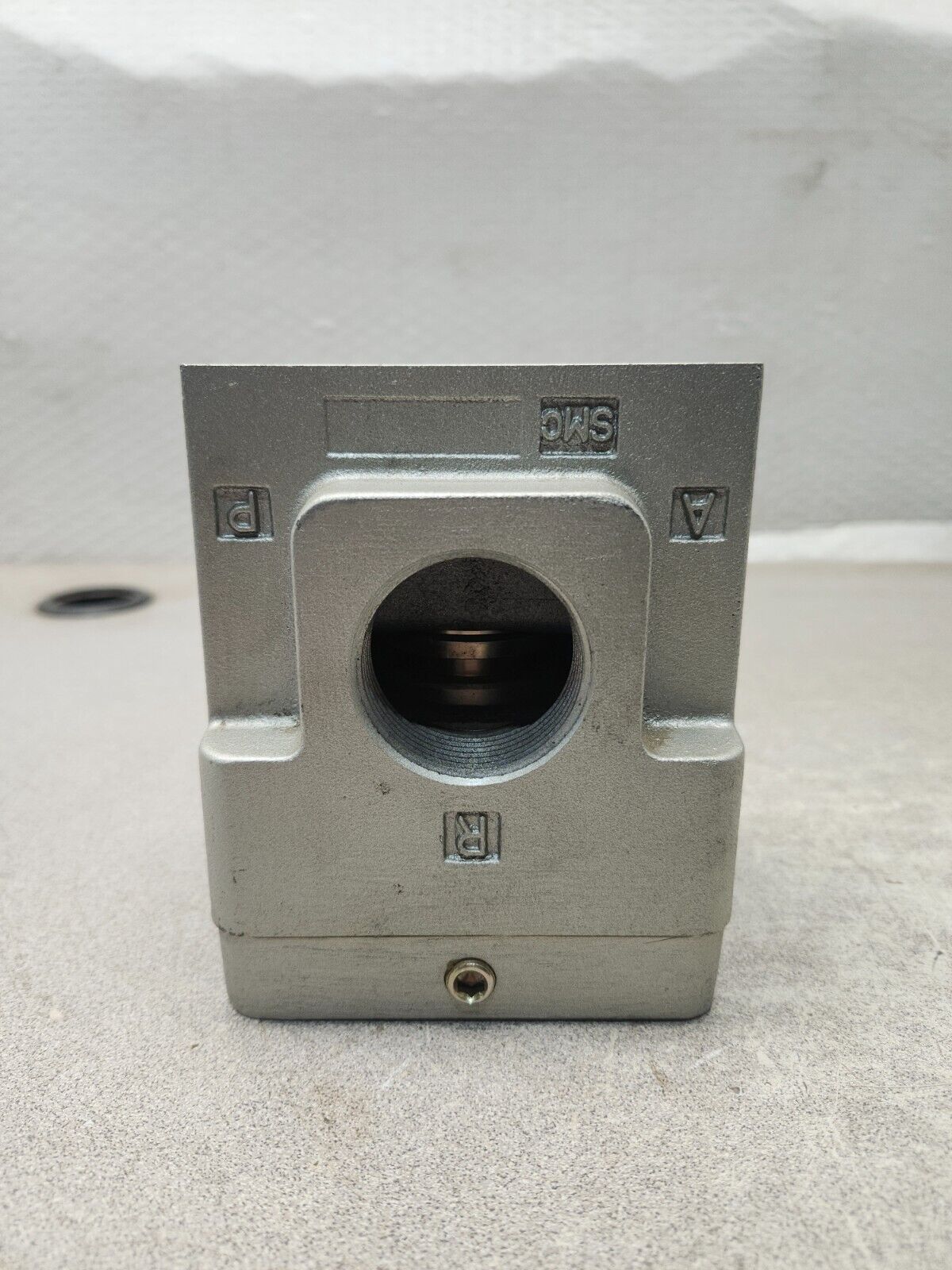 USED SMC REGULATOR VALVE VEX 1700-10B
