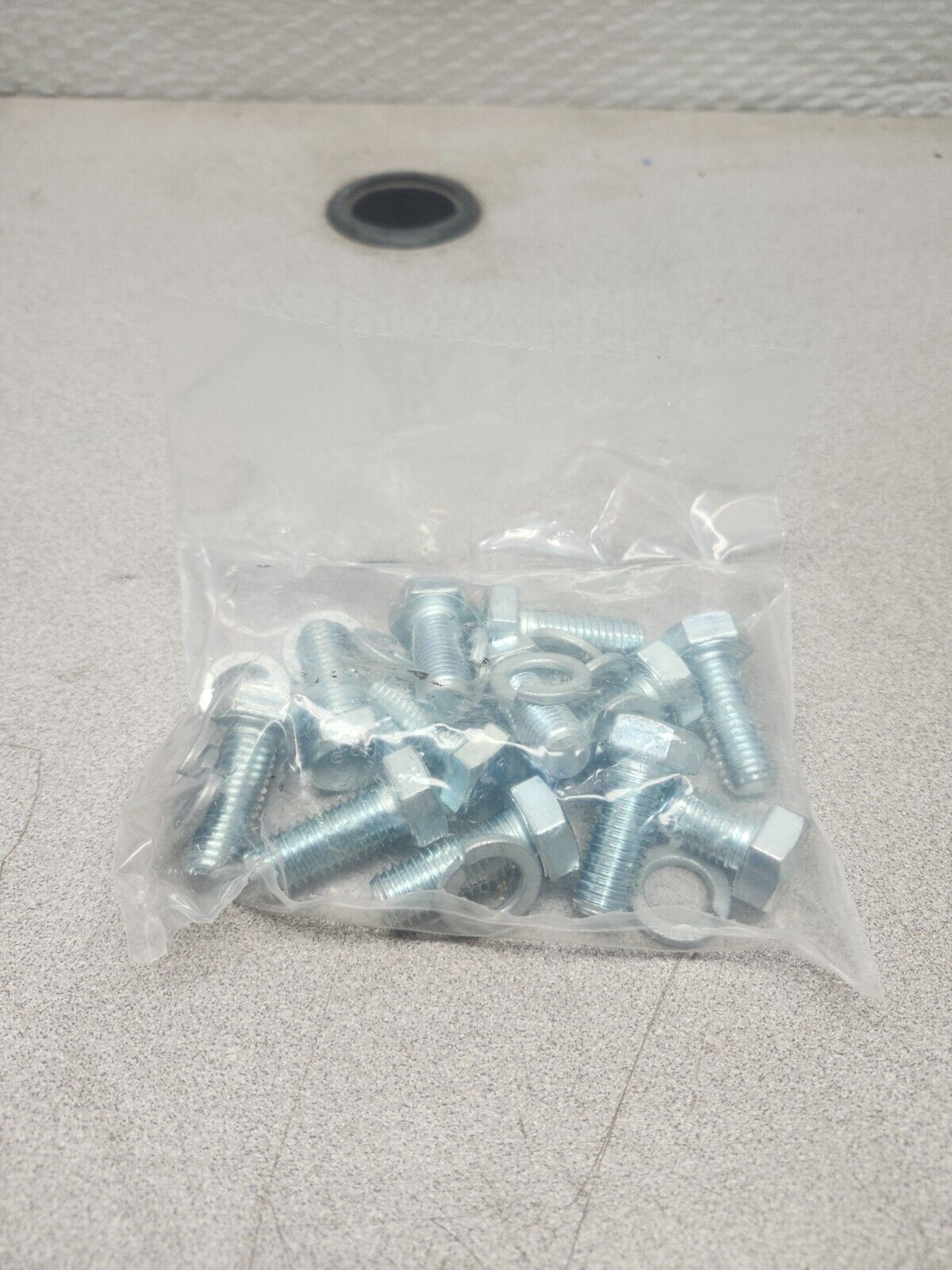 NEW IN BOX Rexnord 50R 31/35 Spacer Hub 10101341