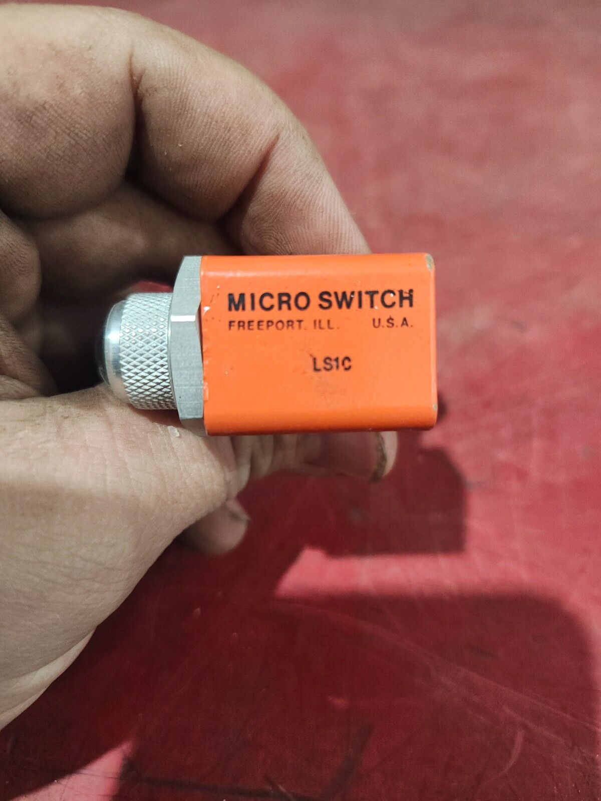 NEW NO BOX MICRO SWITCH LS1C