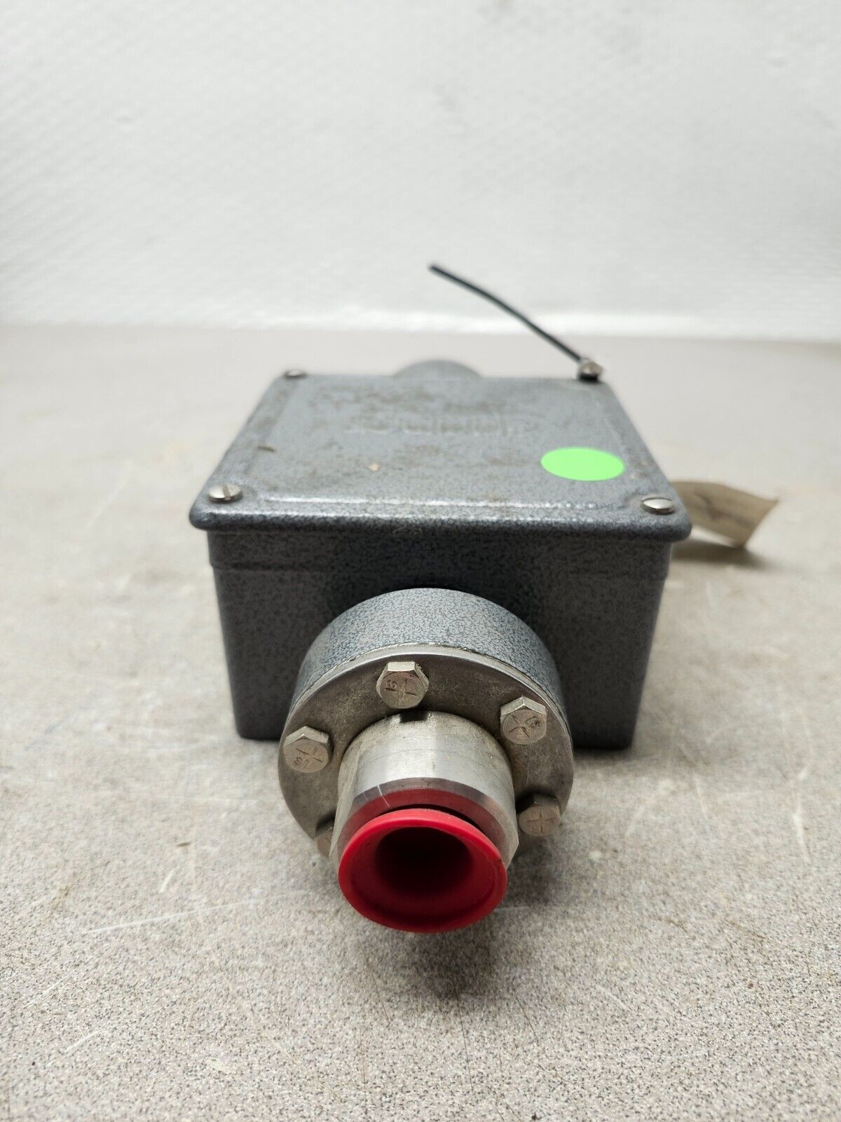 NEW NO BOX SOR PRESSURE SWITCH 15AB-K5-M4-C2A-TT