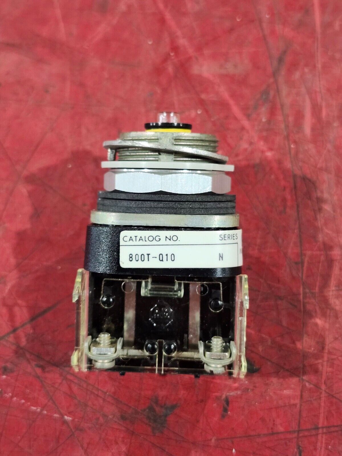 NEW IN BOX ALLEN BRADLEY PILOT LIGHT UNIT 800T-Q10 SER. N