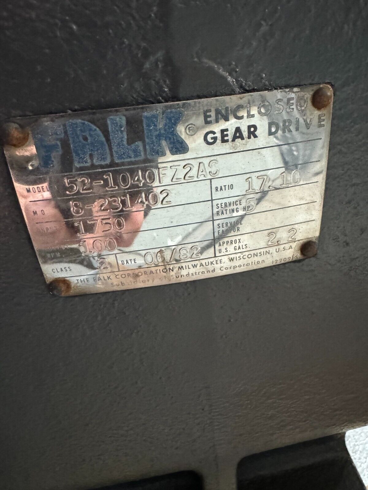 USED FALK 1040F ENCLOSED GEAR DRIVE SPEED REDUCER 17.10 RATIO 52-1040FZ2AS