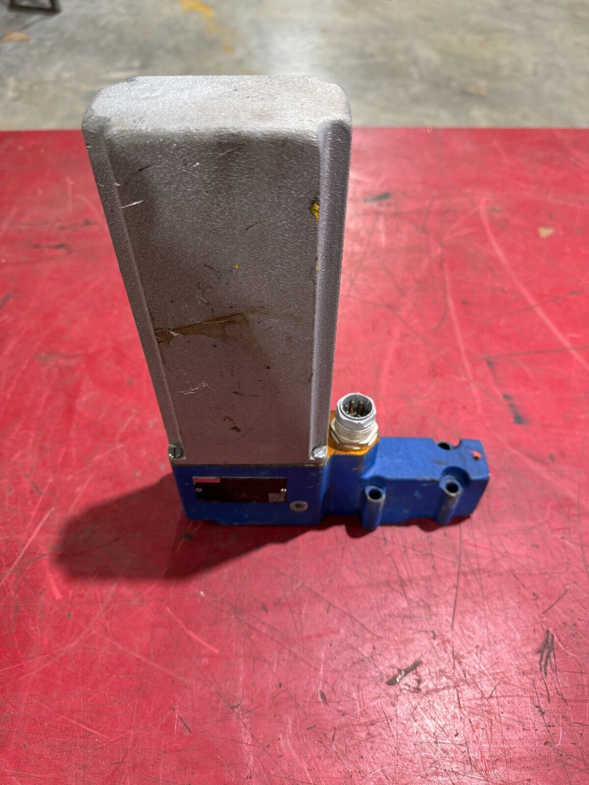 USED REXROTH R900333704 PRESSURE RELIEF VALVE DBGT-13/315P2
