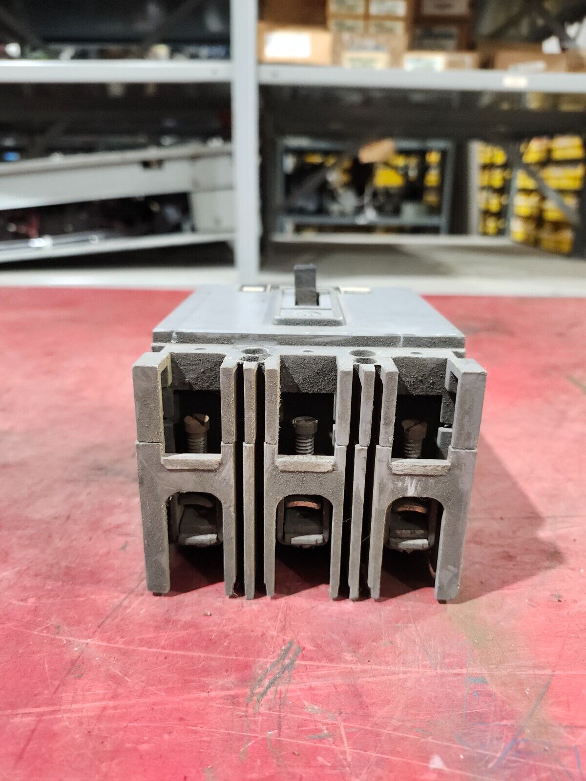 USED WESTINGHOUSE Circuit Breaker 3 POLE 30 AMP 600V HFB3150