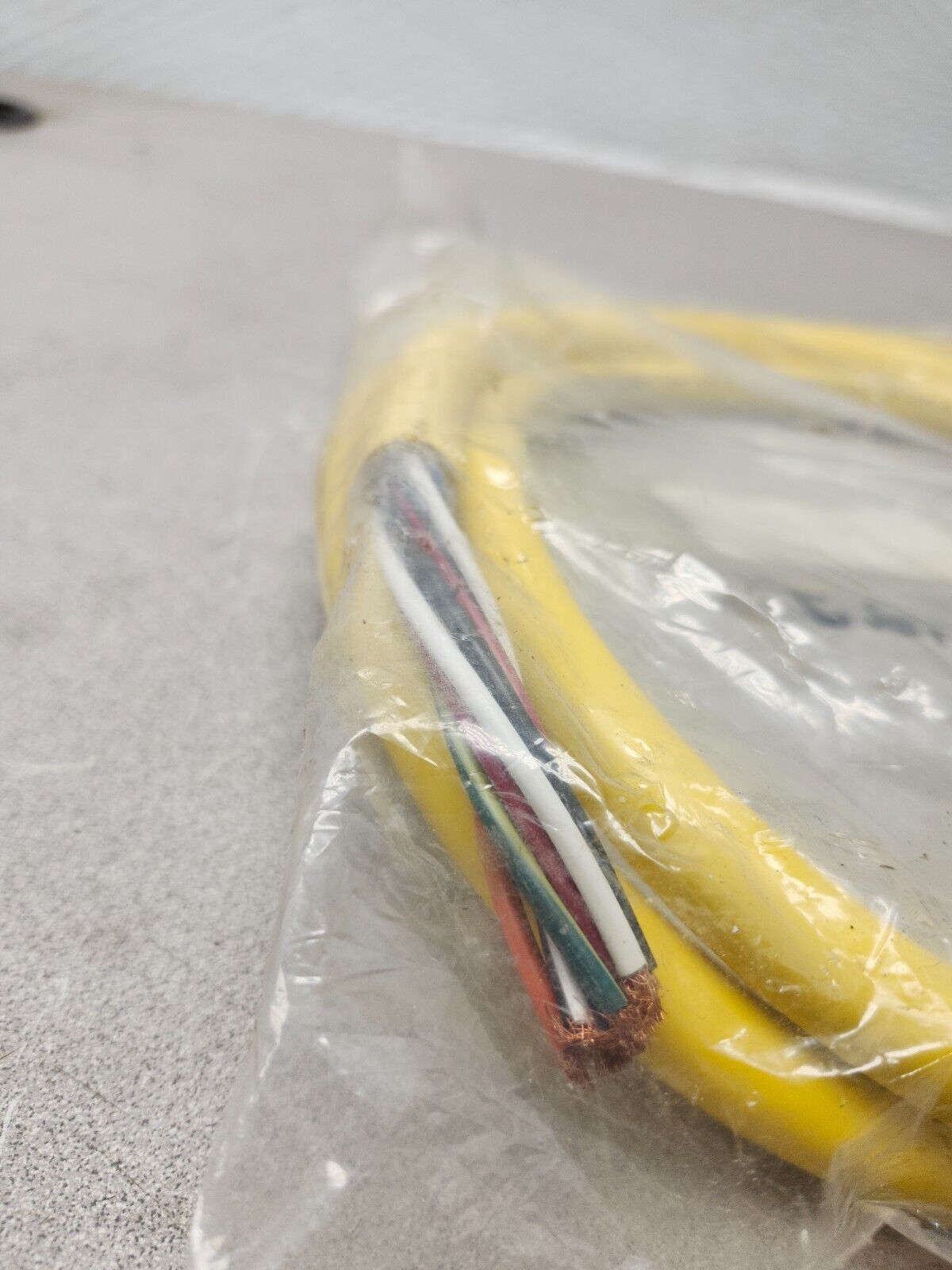 NEW IN PACKAGE BRAD CONNECTVITY 8P FEMALE STRAIGHT PVC CORD 1300070142