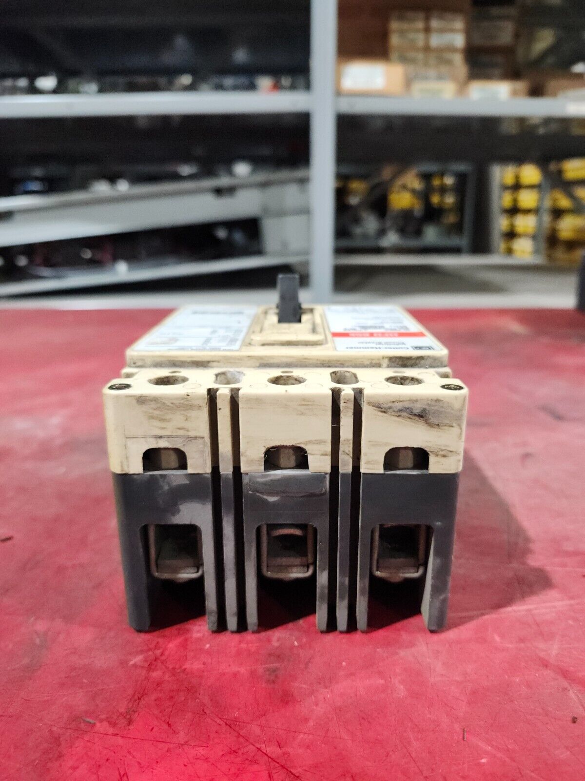 USED CUTLER-HAMMER CIRCUIT BREAKER 50 AMPS 3POLES 600VAC HFD3050L