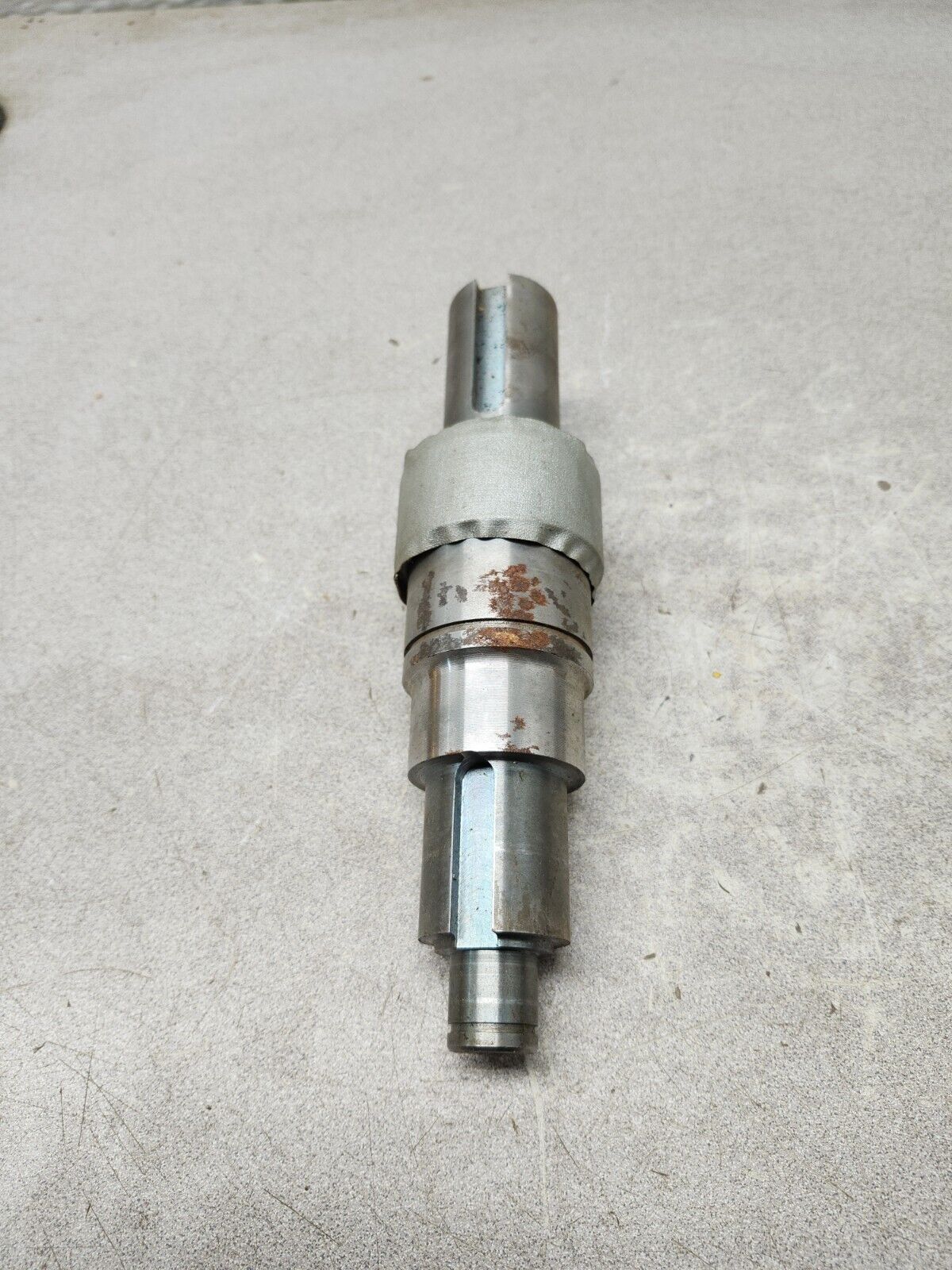 NEW IN BOX FALK HS SHAFT 215886