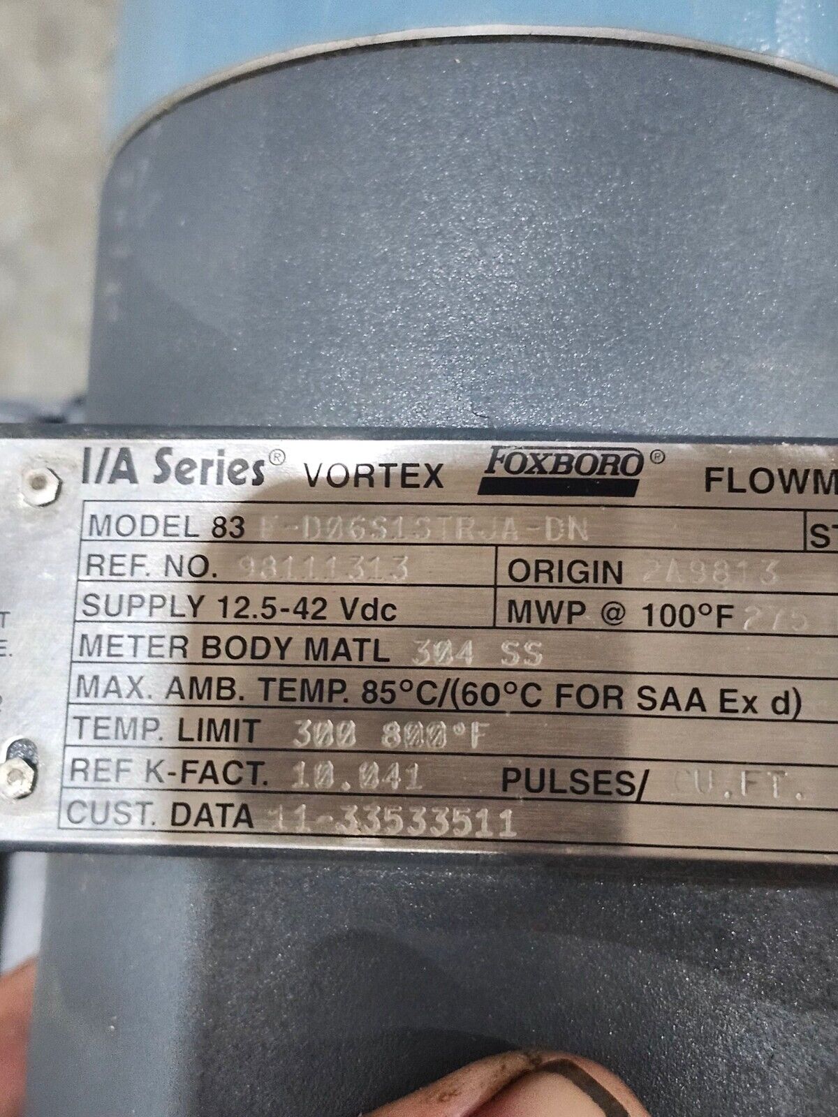 NEW FOXBORO VORTEX FLOW METER 83F-D06S1STRJA-DN