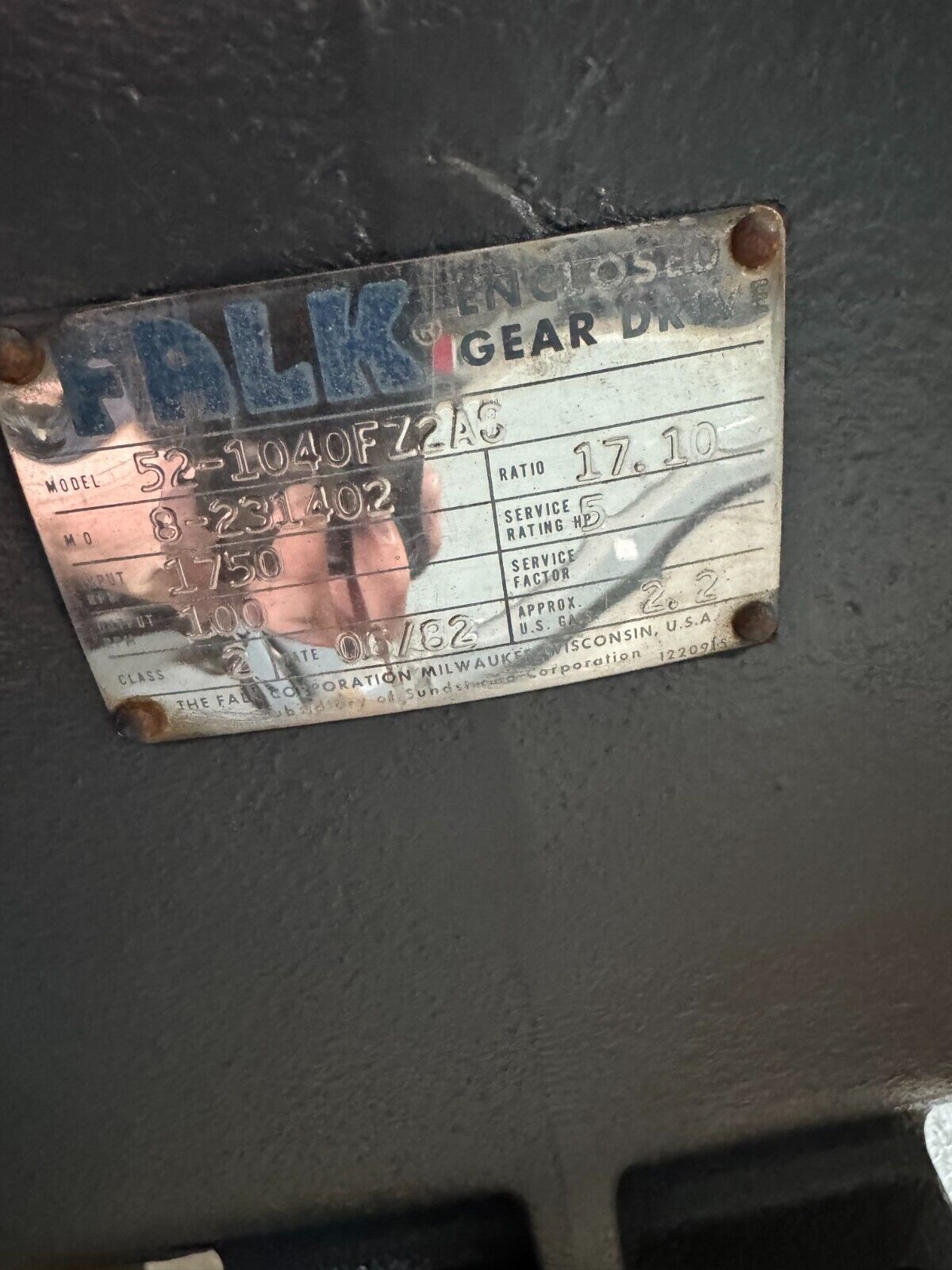 USED FALK 1040F ENCLOSED GEAR DRIVE SPEED REDUCER 17.10 RATIO 52-1040FZ2AS