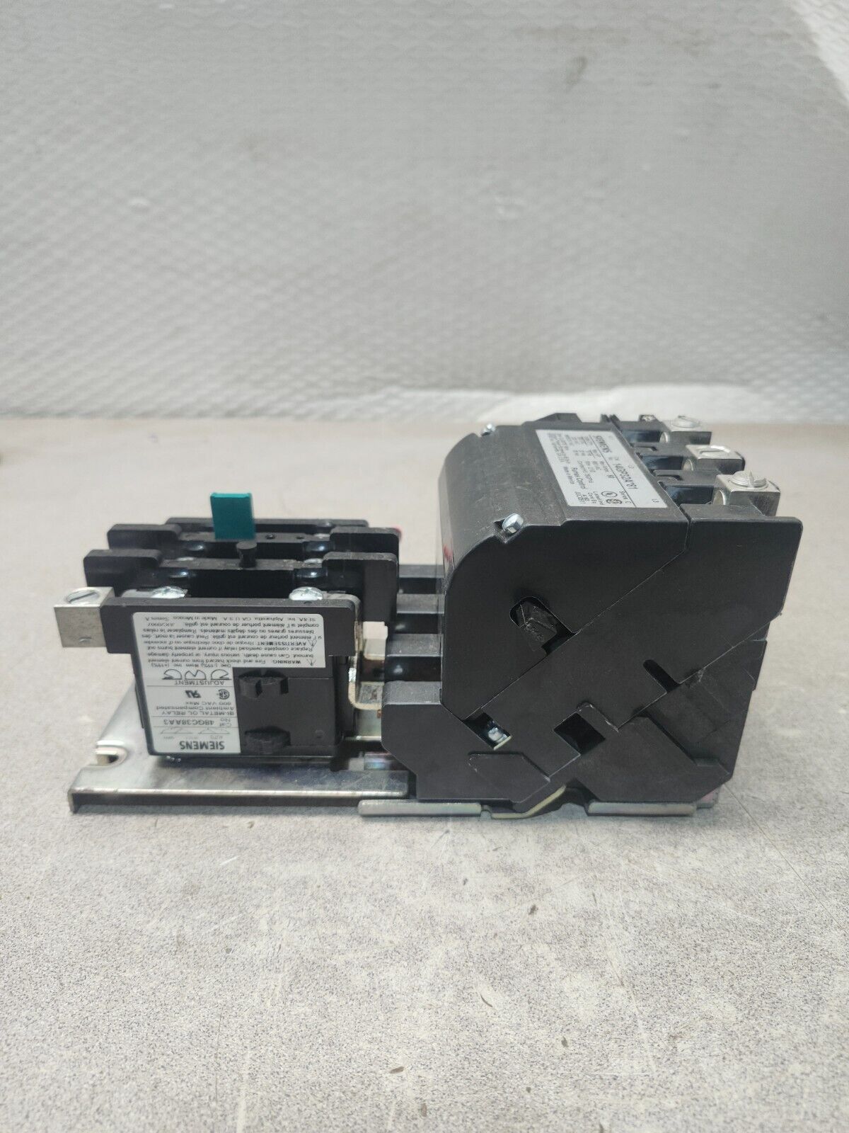 NEW IN BOX SIEMENS NEMA Size 2 1/2 Motor Starter 3PH,3P,220-240V/60HZ,14GP32AA81