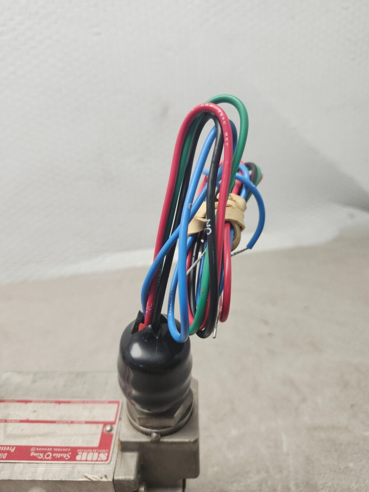 NEW NO BOX SOR Pressure Switch OVER RANGE 3000PSI PROOF 5000PSI 1034D-AF502-N1-C