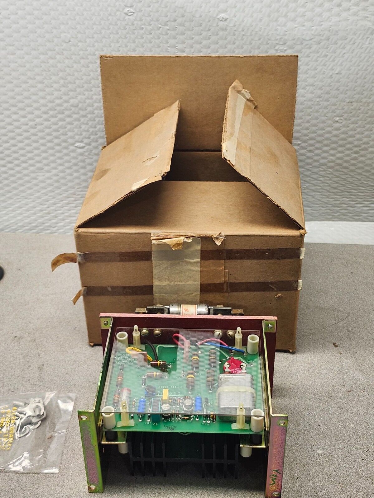 NEW SURPLUS ALLEN-BRADLEY MOTOR WINDING HEATER 1410-E01 SERIES A