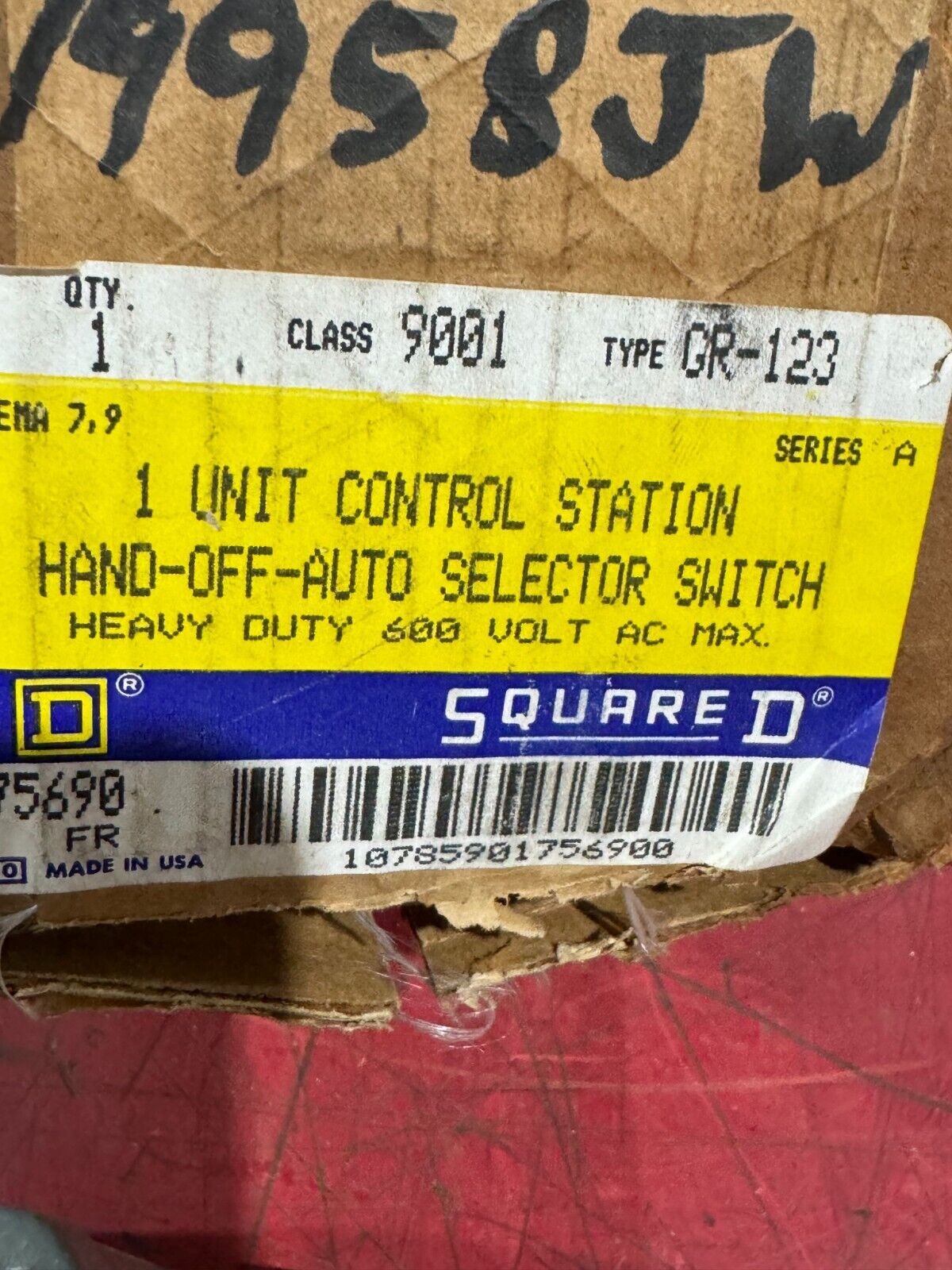 NEW IN BOX SQUARE D EXPLOSION PROOF CONTROL SWITCH 9001 GR-123 SERIES A