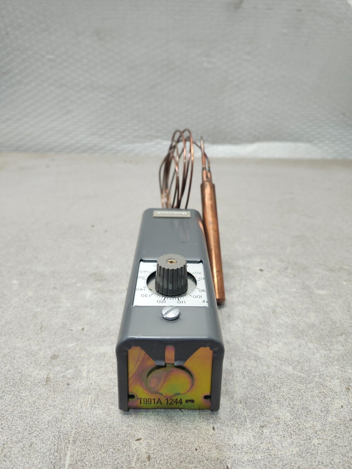 NEW IN BOX HONEYWELL REMOTE BULB TEMPERAURE CONTROLLER T991A 1244