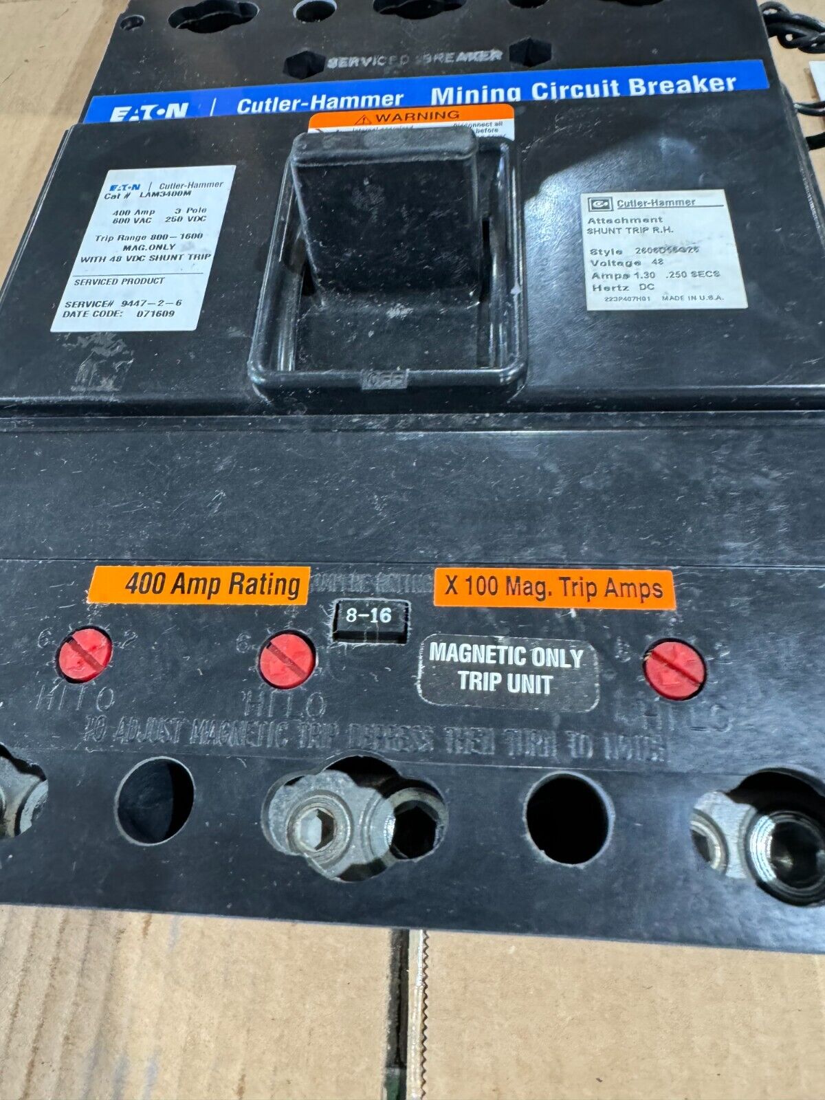 REFURBISHED CUTLER-HAMMER 400AMP 3 POLE MINING CIRCUIT BREAKER LAM3400M