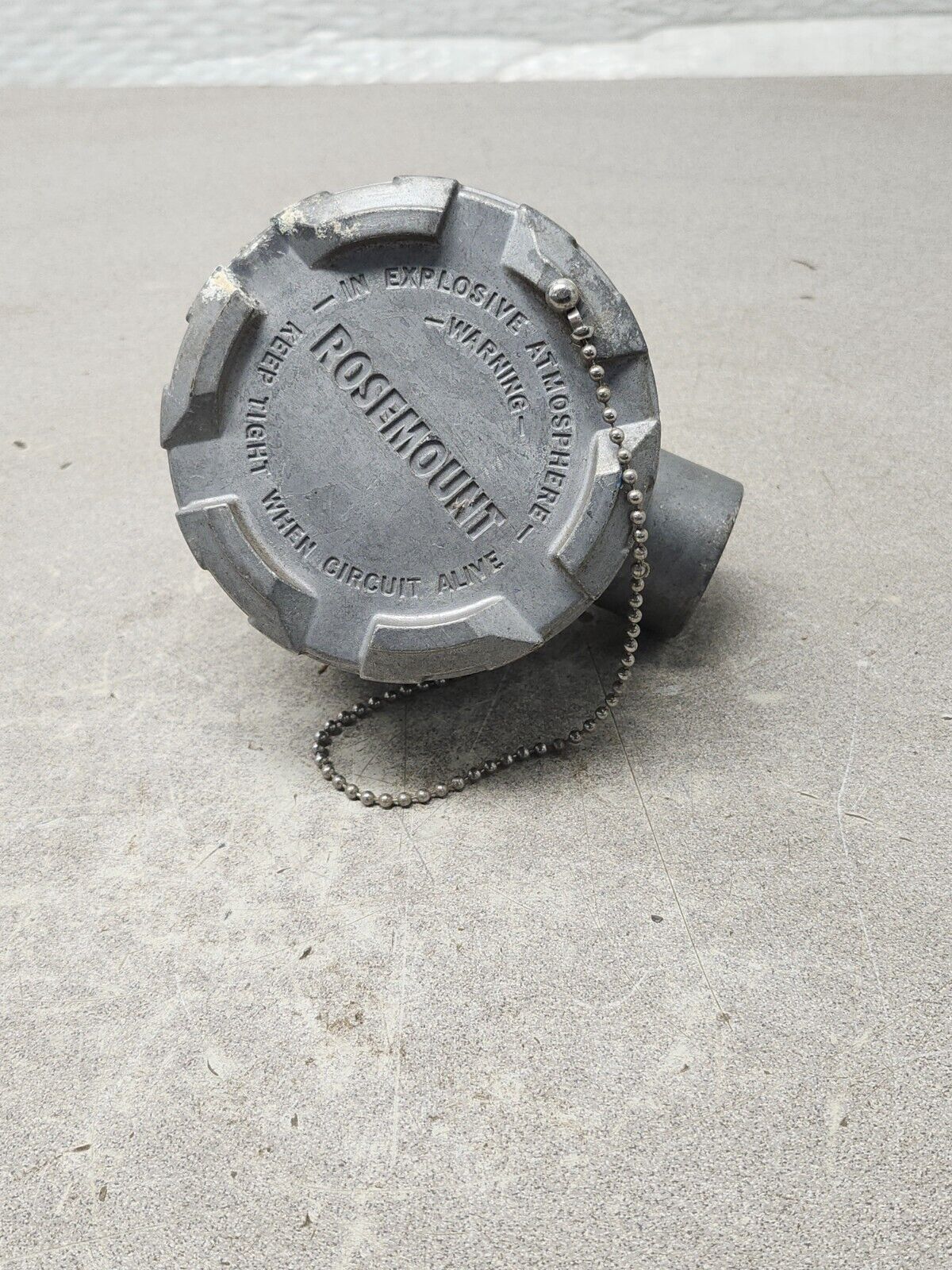 NEW NO BOX ROSEMOUNT CONNECTION HEAD NEMA 4 00079-0325-0002