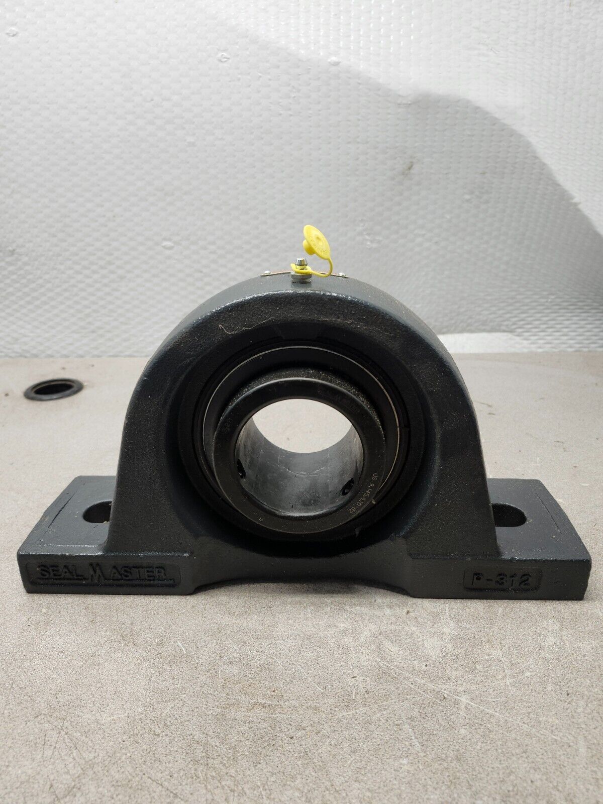 NEW IN BOX SEALMASTER Pillow Block Ball Bearing 2-11/16'' MP-43