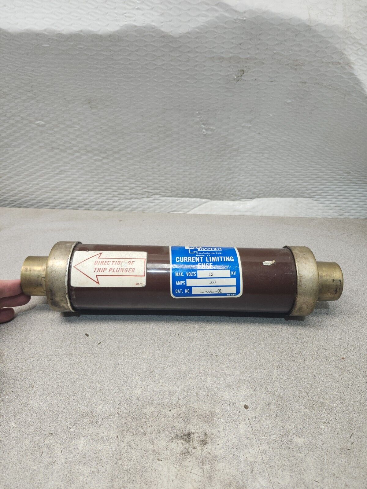 NEW NO BOX LINE POWER CURRENT LIMITING FUSE 16-0015-01
