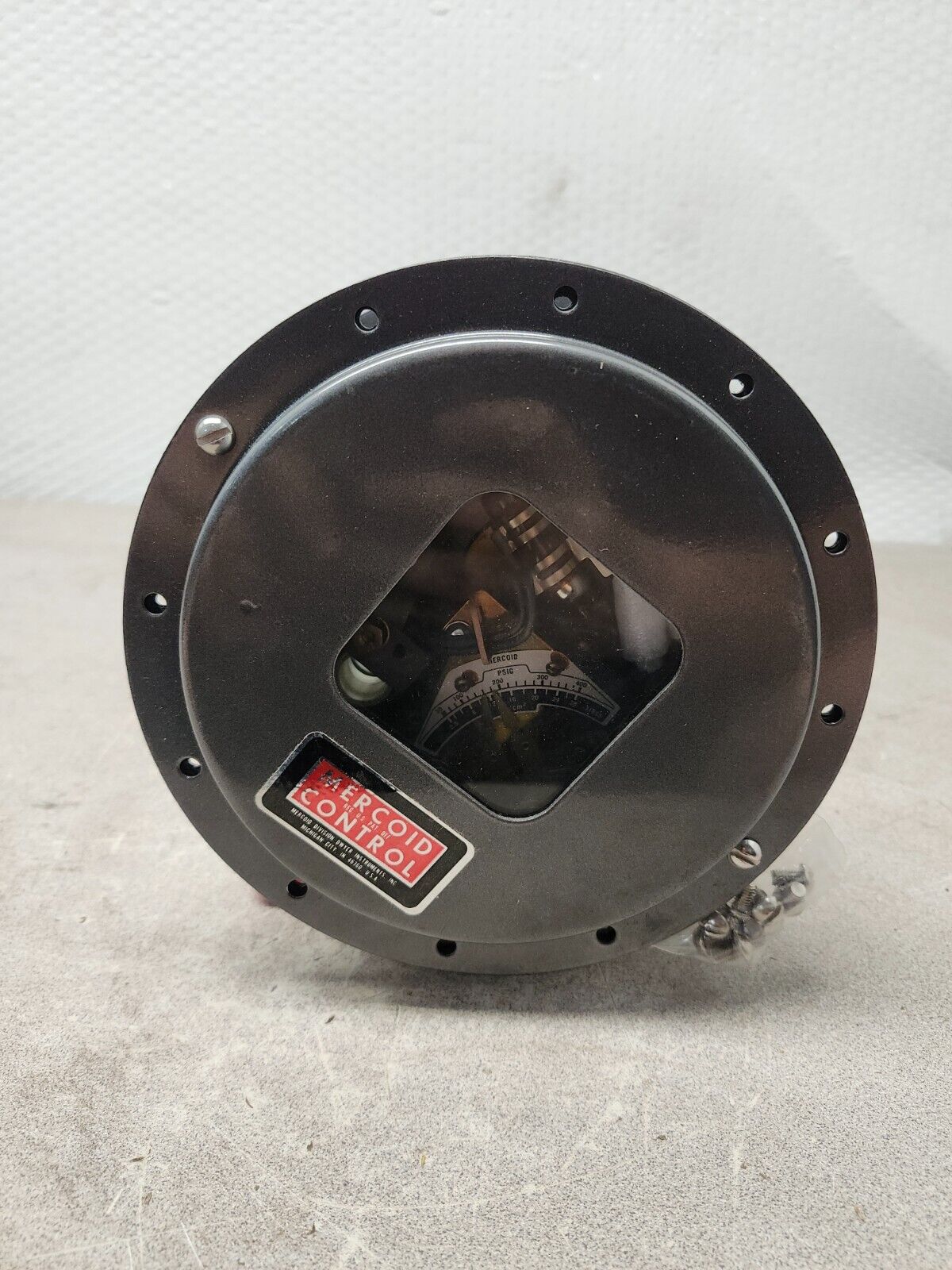 NEW IN BOX MERCOUD PRESSURE CONTROL SWITCH DAW-43-2-21E