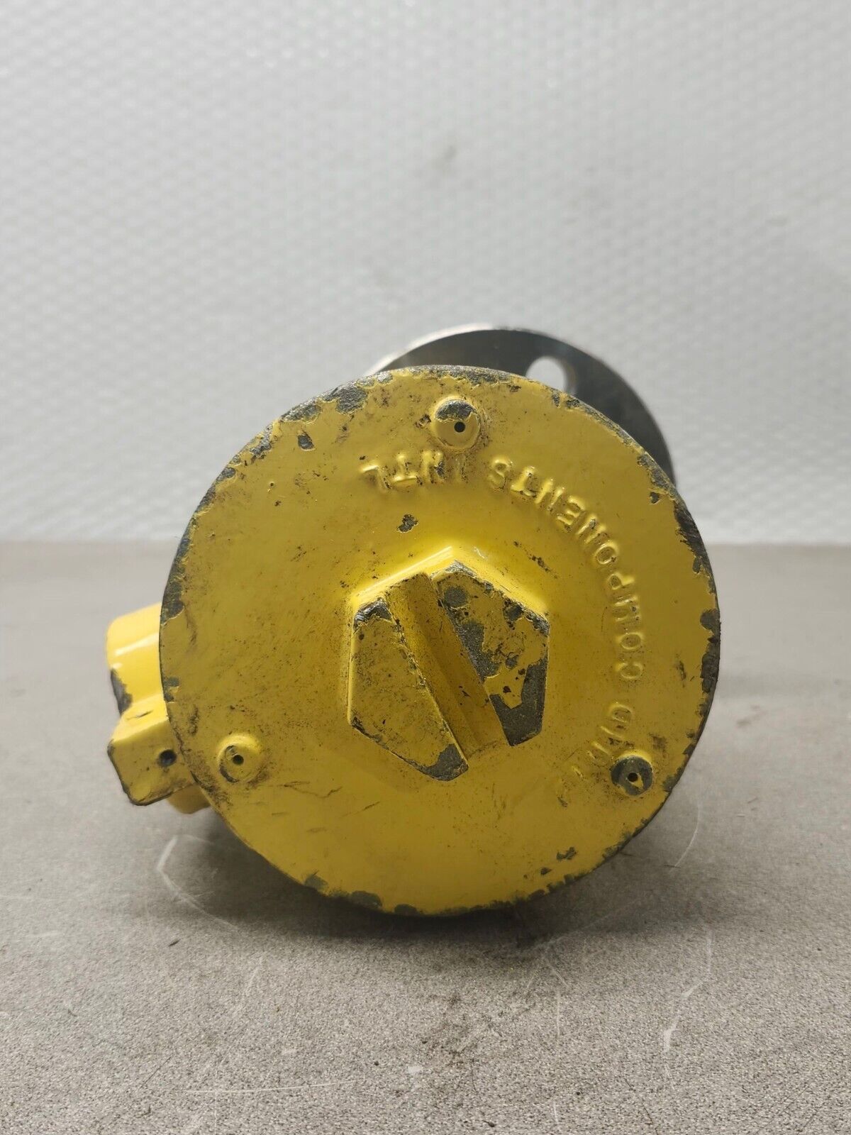 USED Fluid Components International Flow Switch FLT93S-1B1A4B4C1B03000