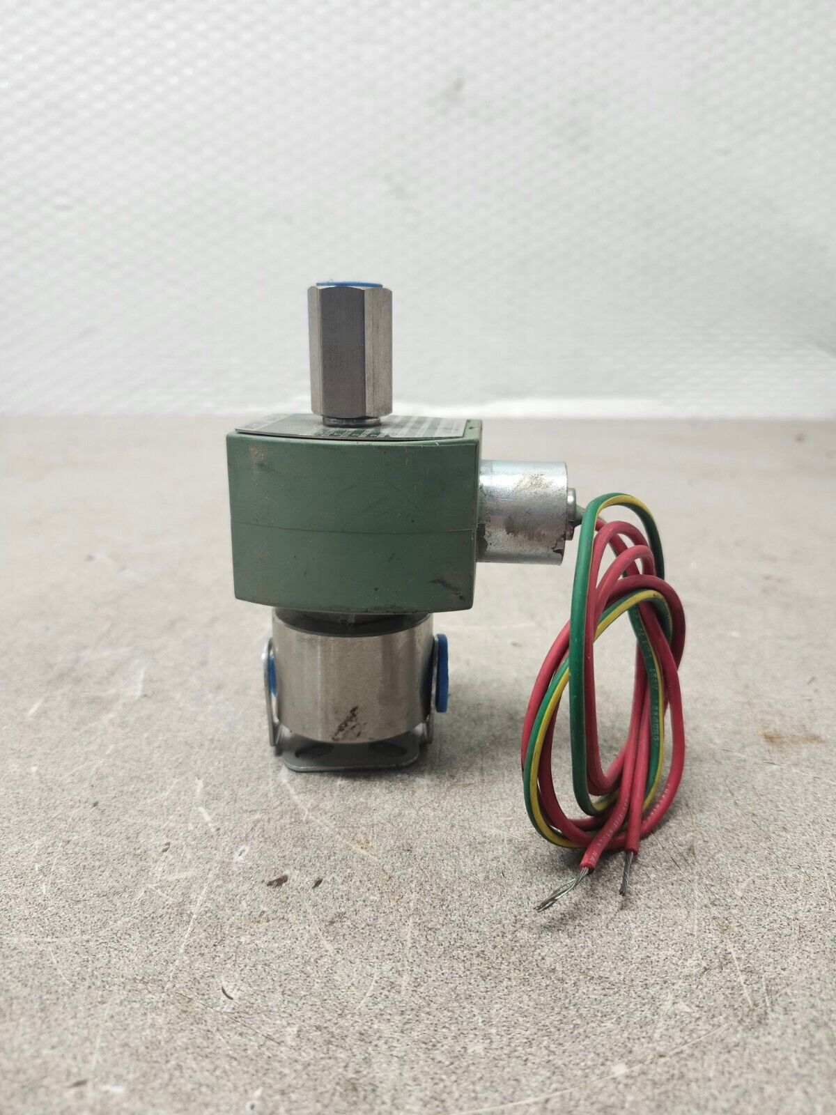 NEW NO BOX ASCO RED-HAT SOLENIOD VALVE 1/4" 150psi 8314G121