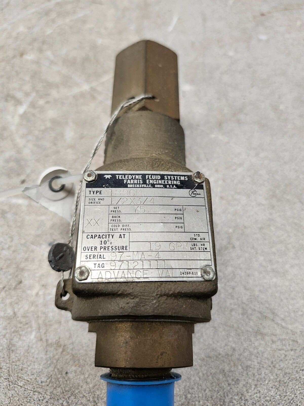 NEW NO BOX TELEDYNE FLUID SYSTEMS OL PESSURE RELIEF VALVE 1896M