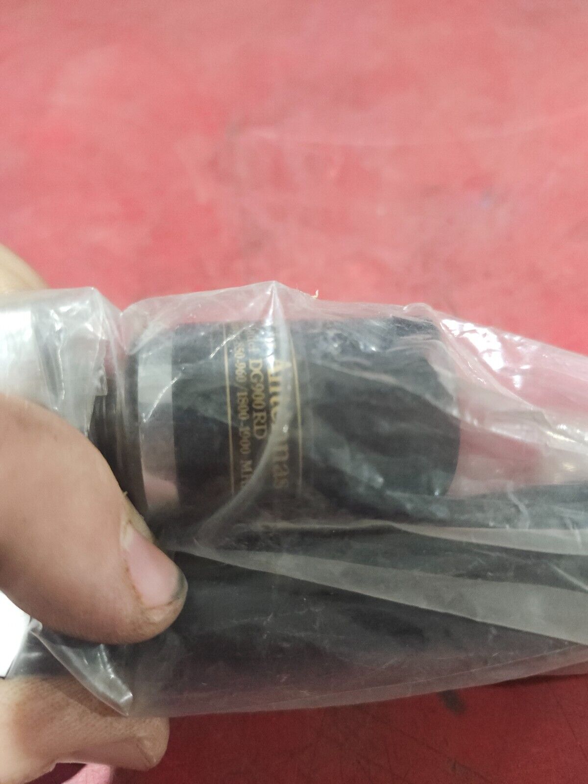 NEW IN BAG LOT OF 8 D&G ANTENNAS MODEL DG900RD