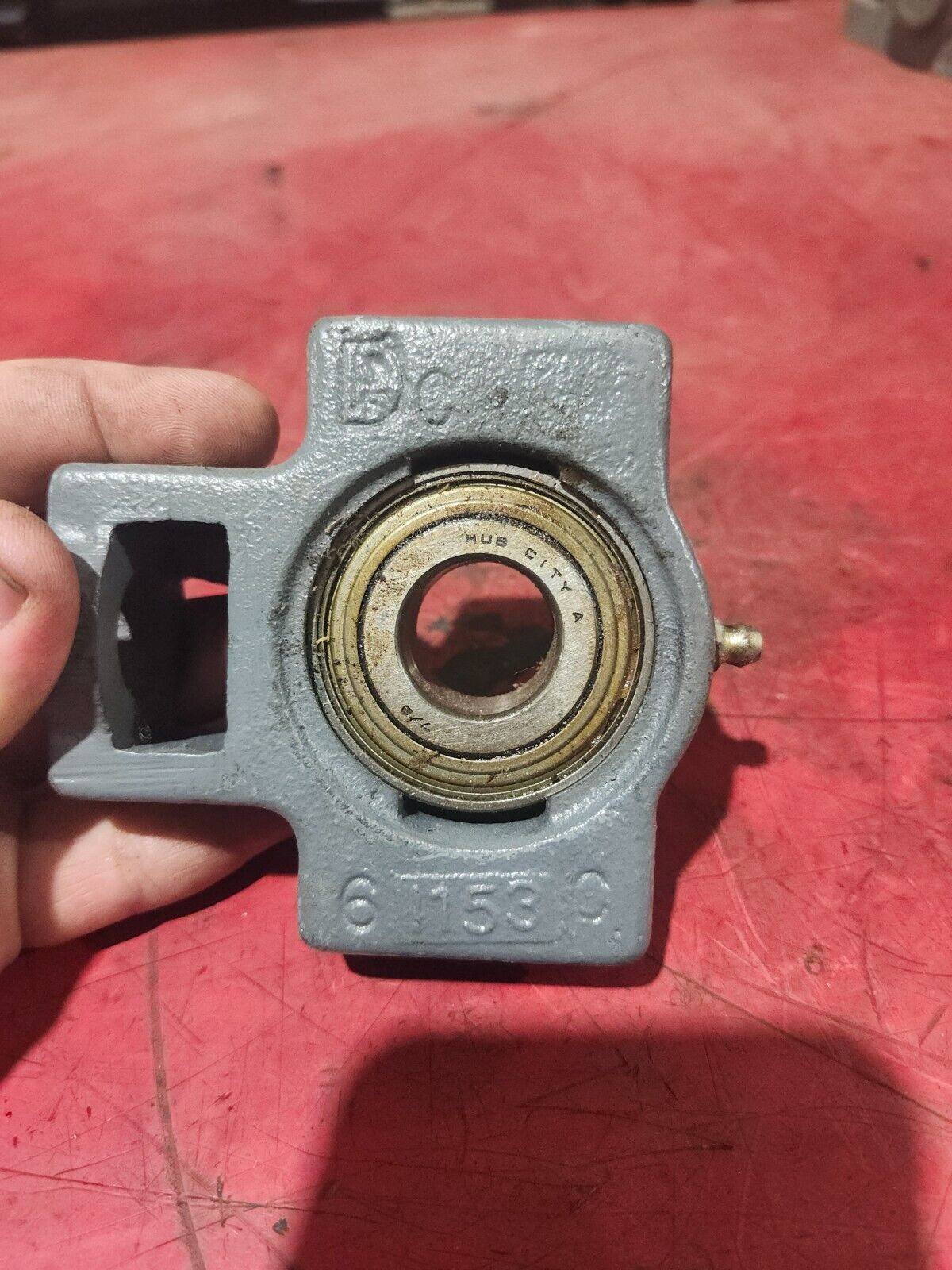 NEW NO BOX HUB CITY TAKE UP BEARING 61153C