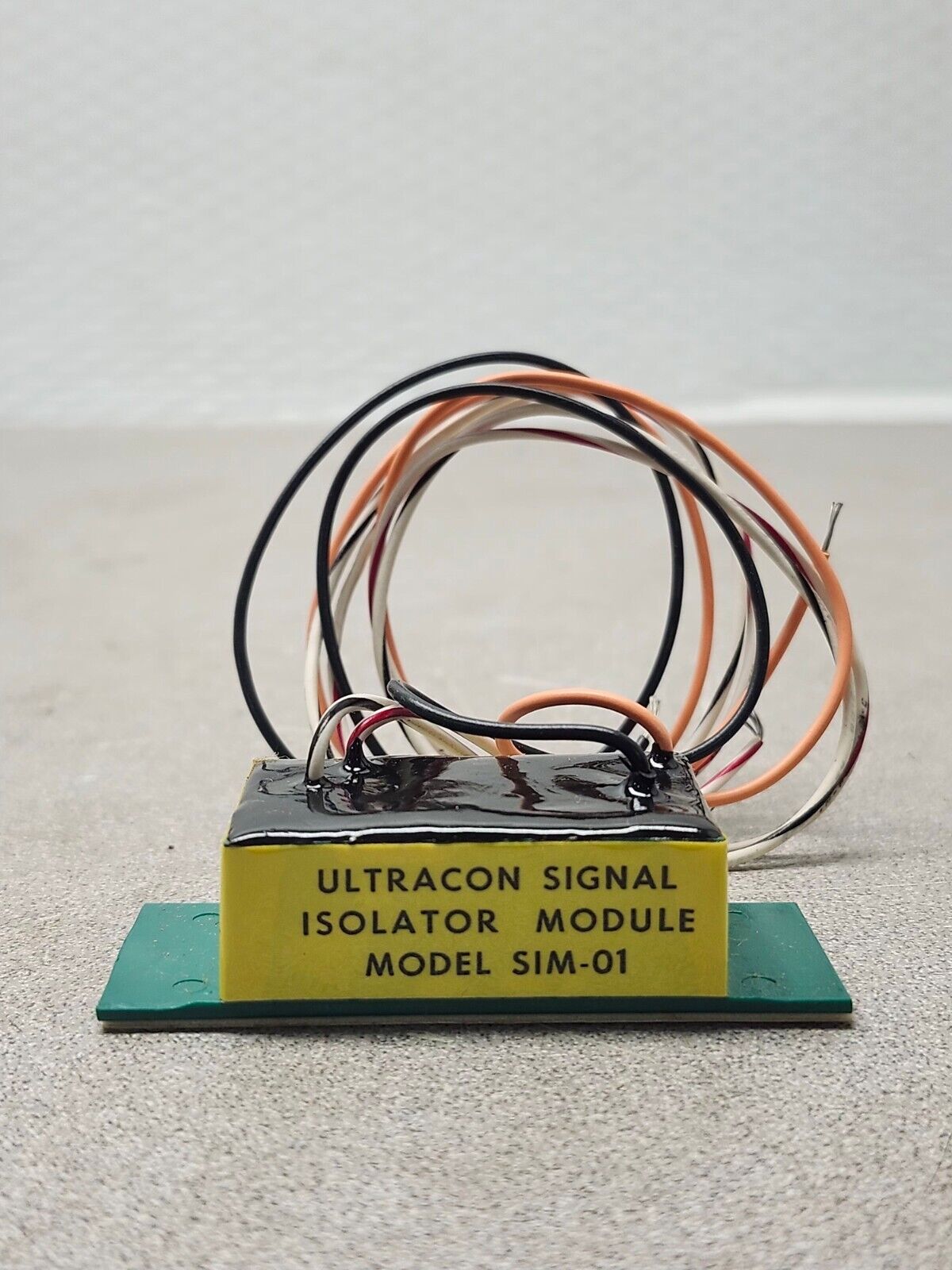 NEW IN BOX ULTRACON REPLACEMENT MODULE SIM-01