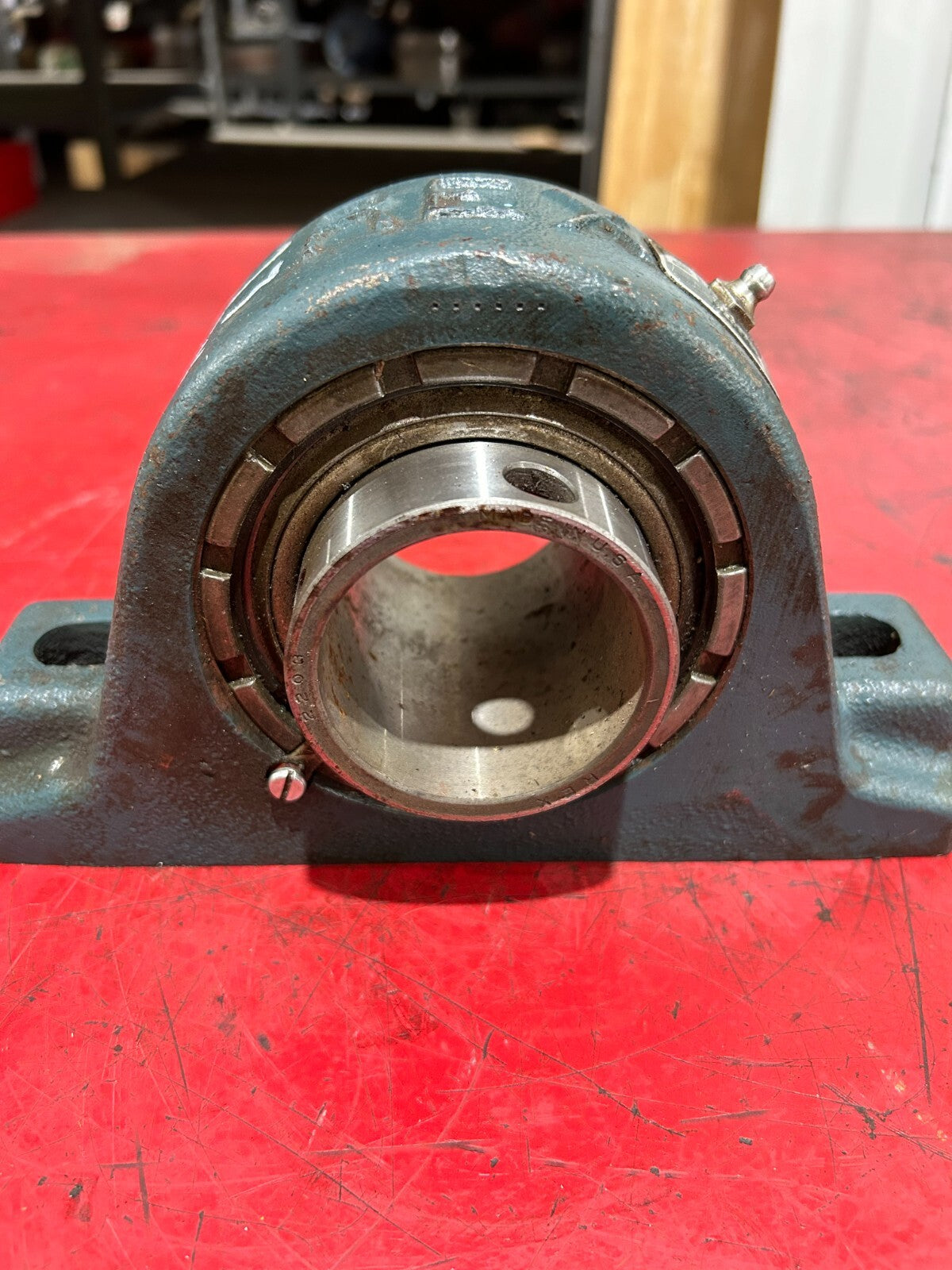 NEW OUT OF BOX REXNORD PILLOW BLOCK W/SELFALIGNING ROLLER BEARING ZA