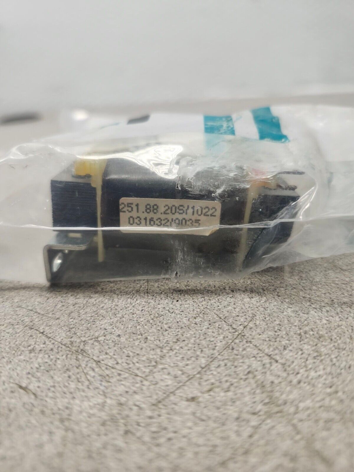 NEW IN BOX RELIANCE ELECTRIC RELIANCE TRANSFORMER 402421-301C
