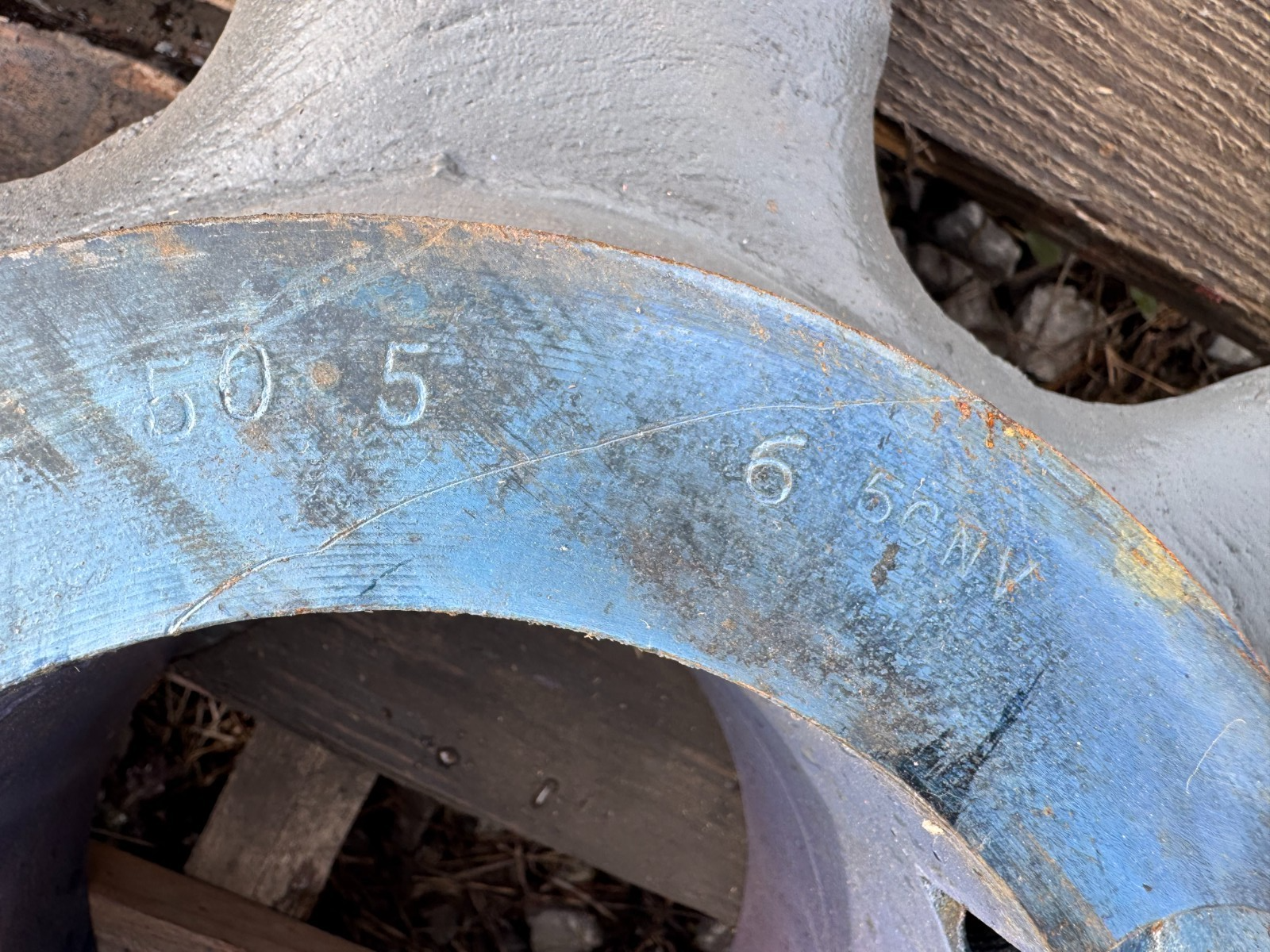 47325760