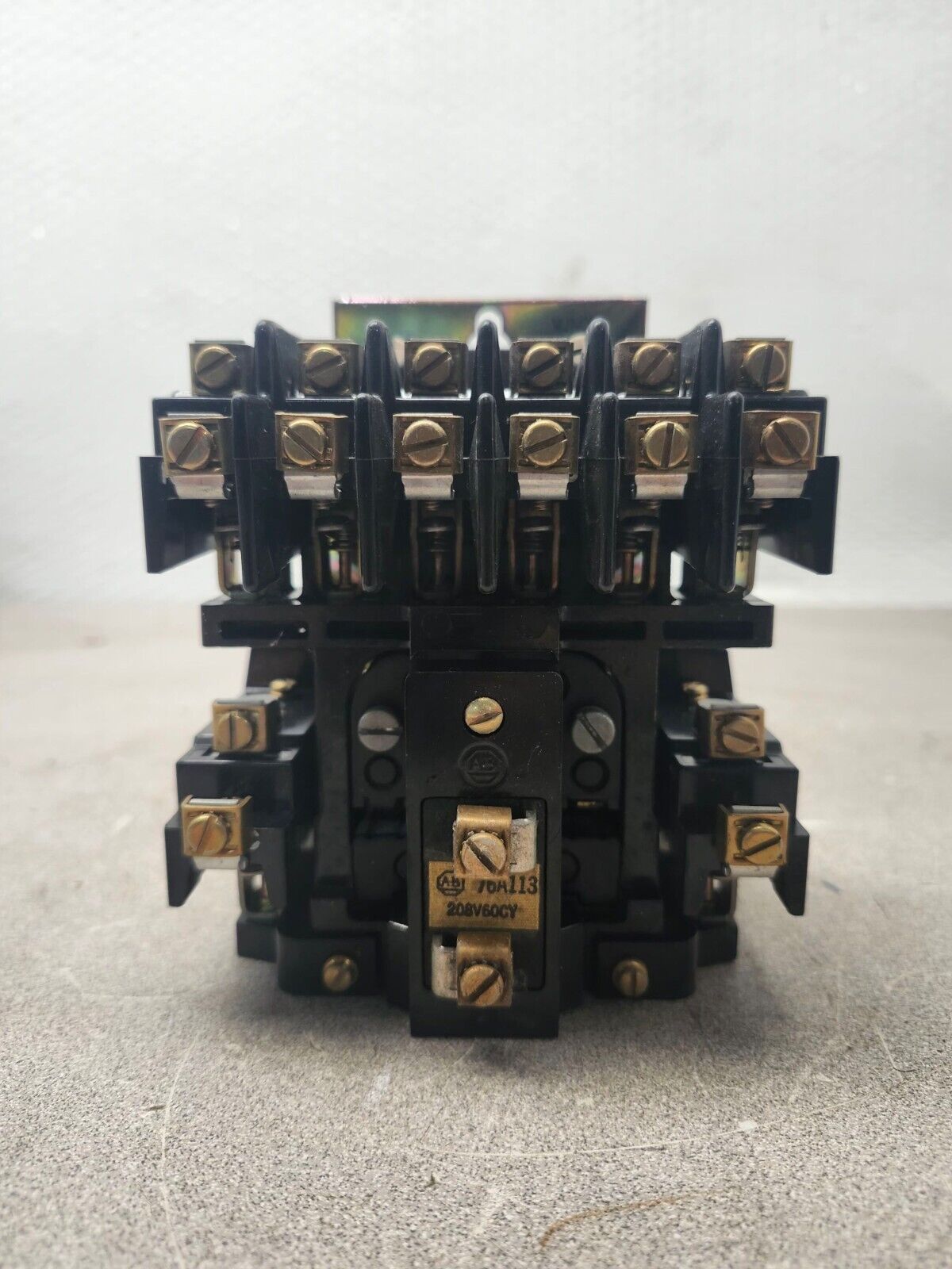 USED ALLEN BRADLEY CONTROL RELAY 700-BR800A20 SER. A